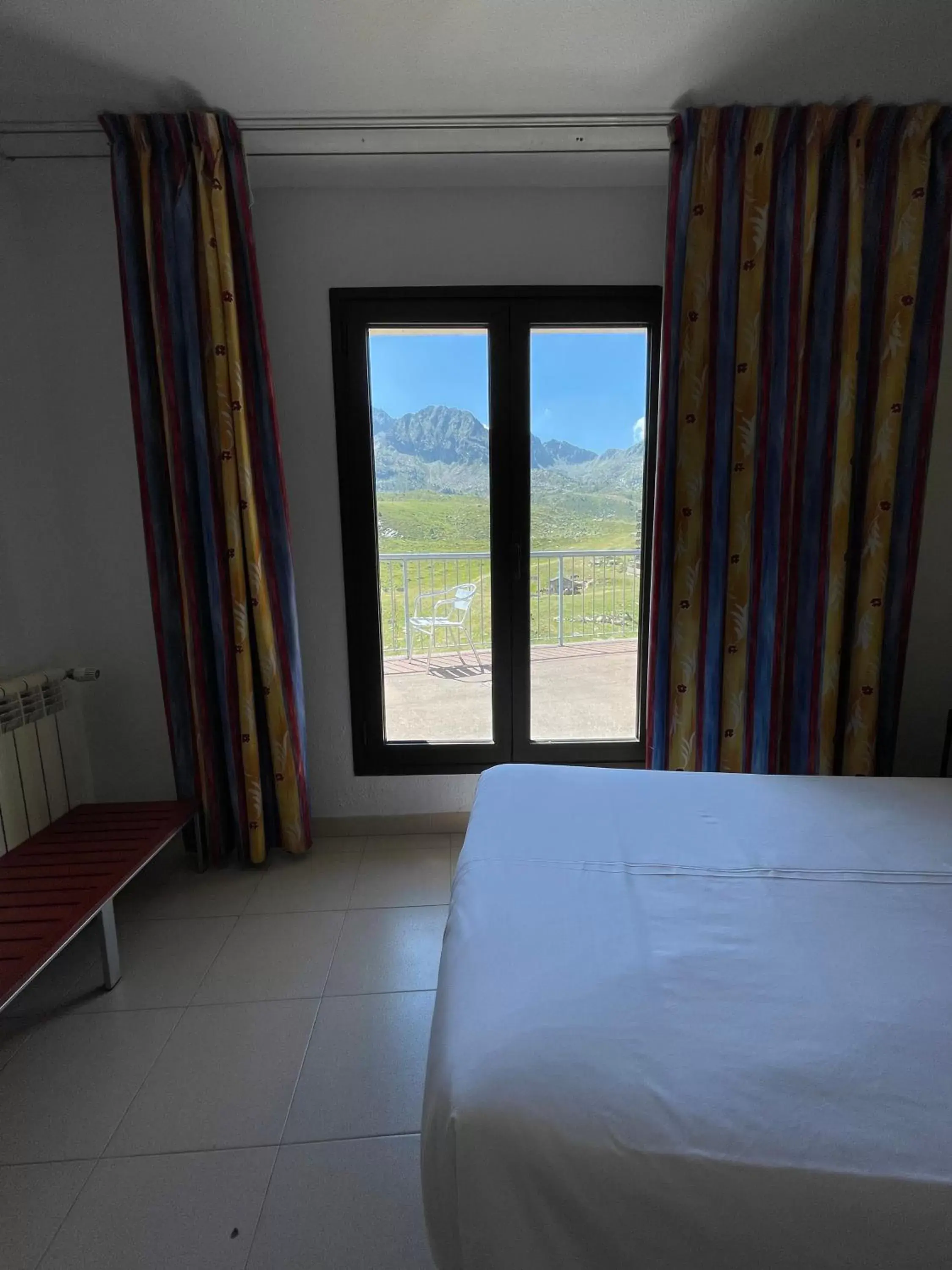 Bed in Hotel Cims Pas de La Casa Bed in Hotel Cims Pas de La Casa