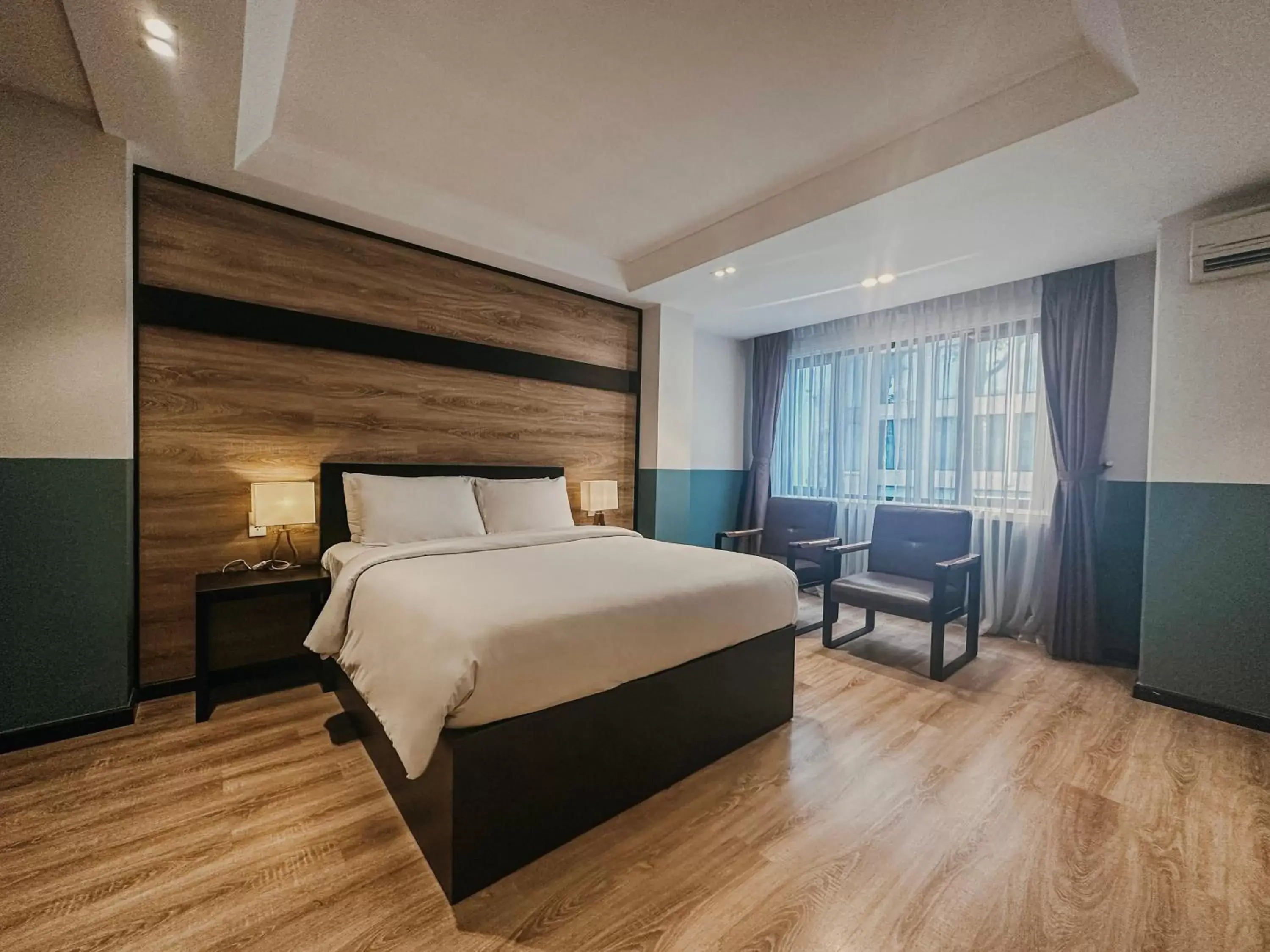 Bedroom, Bed in The Chill Suites - City Center