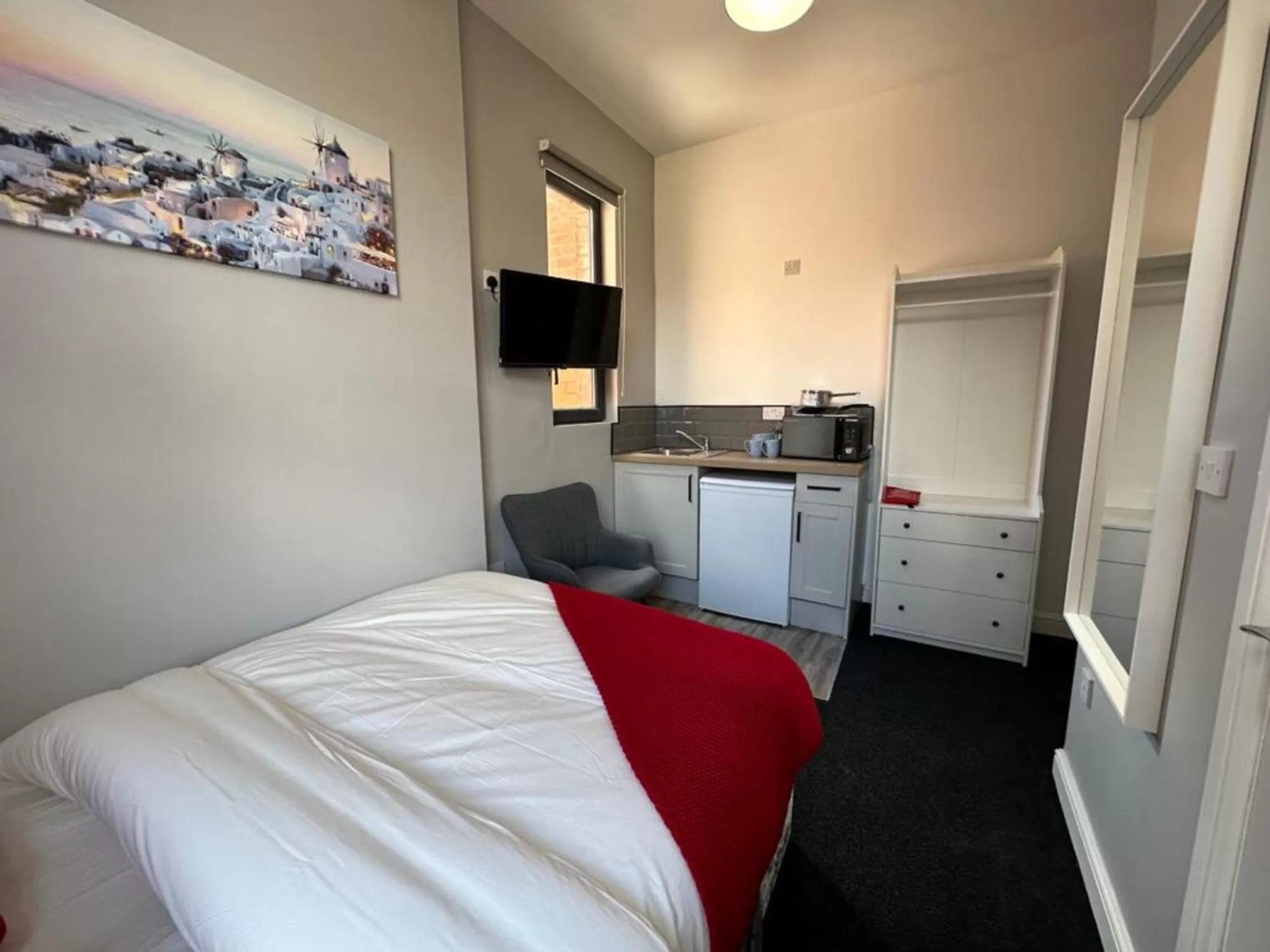 Kitchen/Kitchenette in The Fishpond - Premier Nottingham Studios