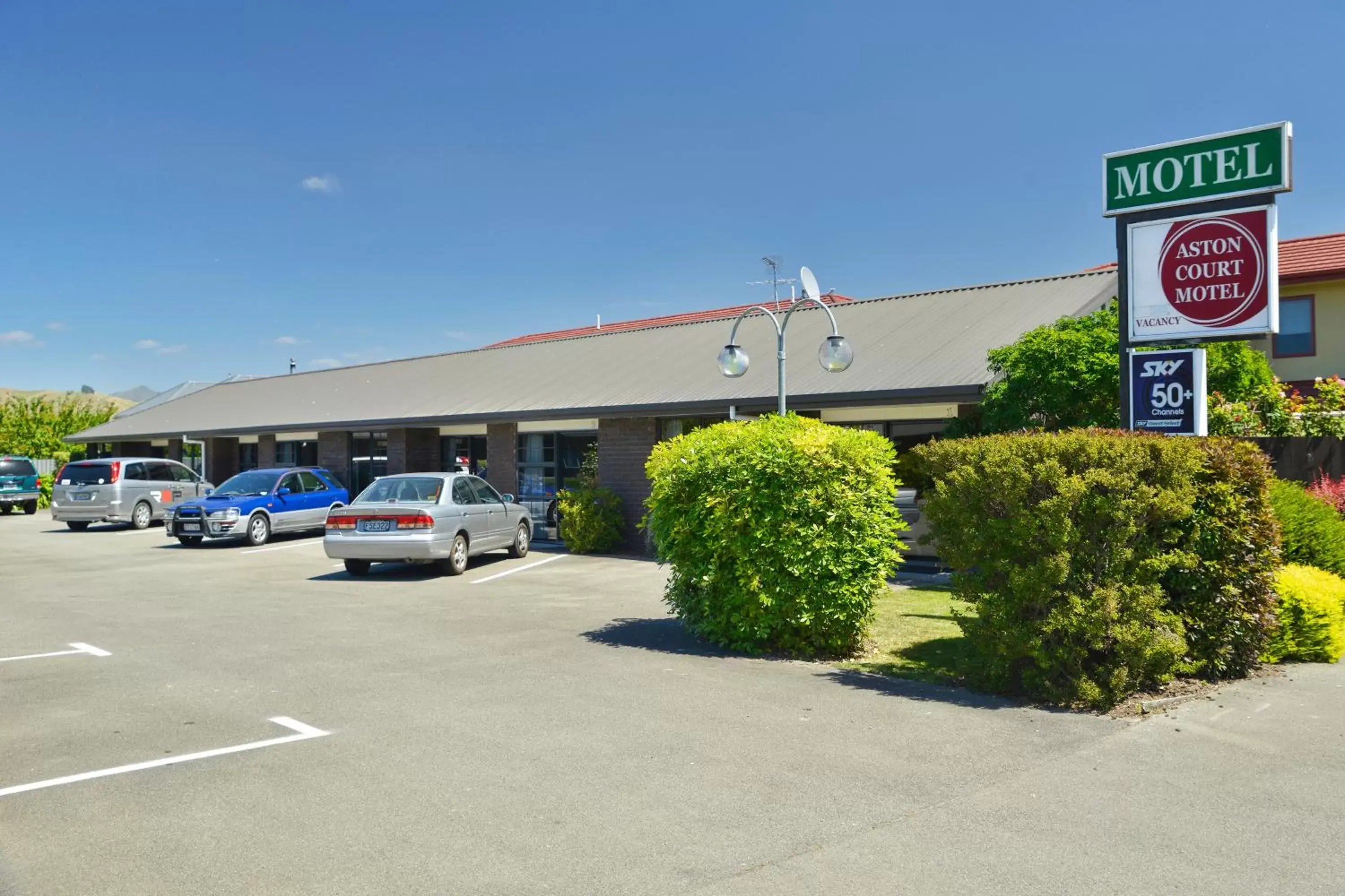 Facade/entrance, Property Building in Aston Court Motel