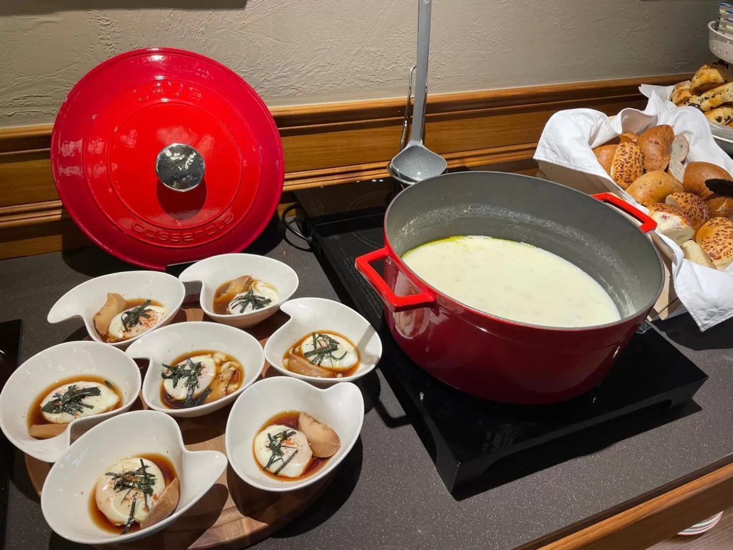 Breakfast in Jia's Inn