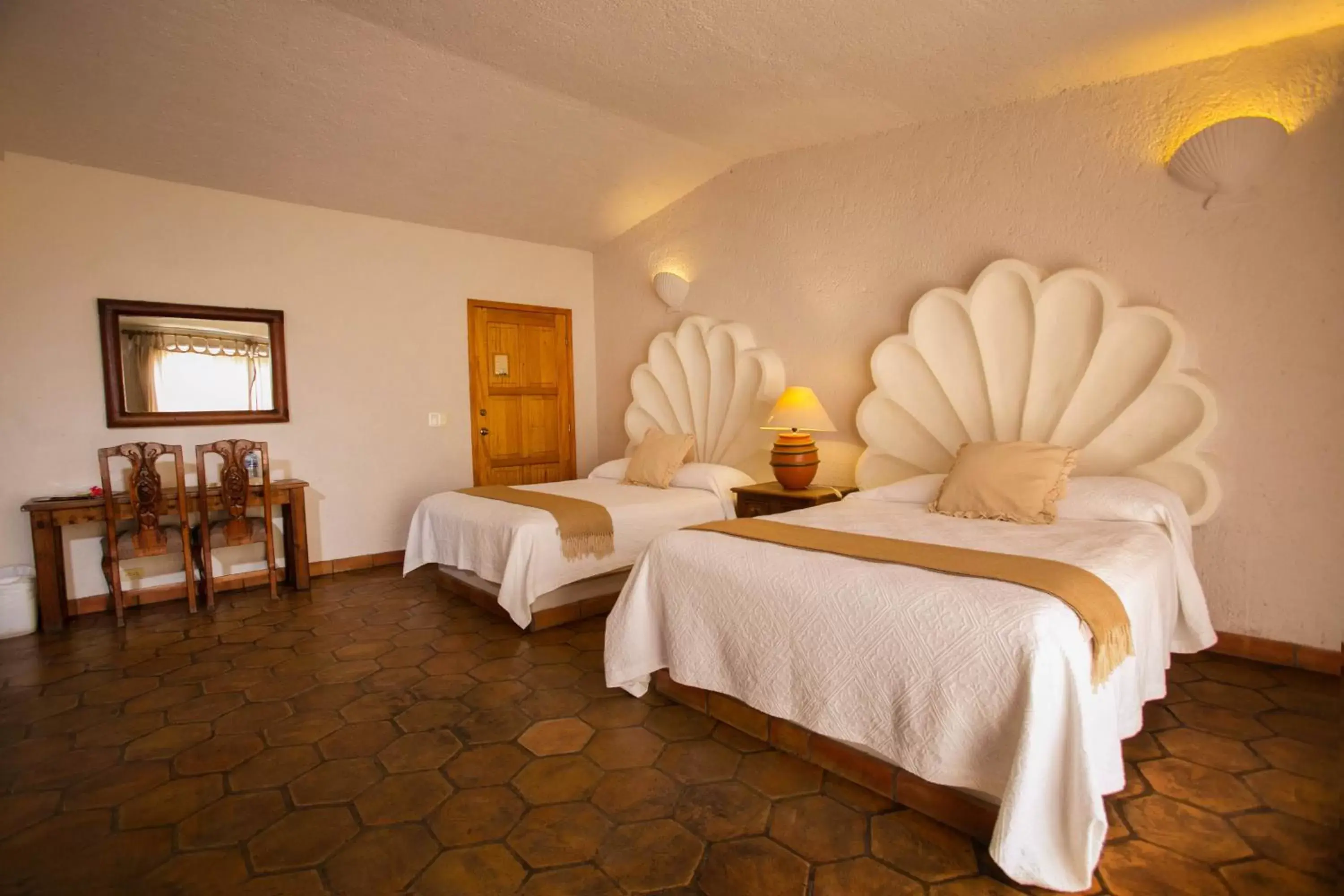 Bedroom, Bed in Hotel & Suites El Moro