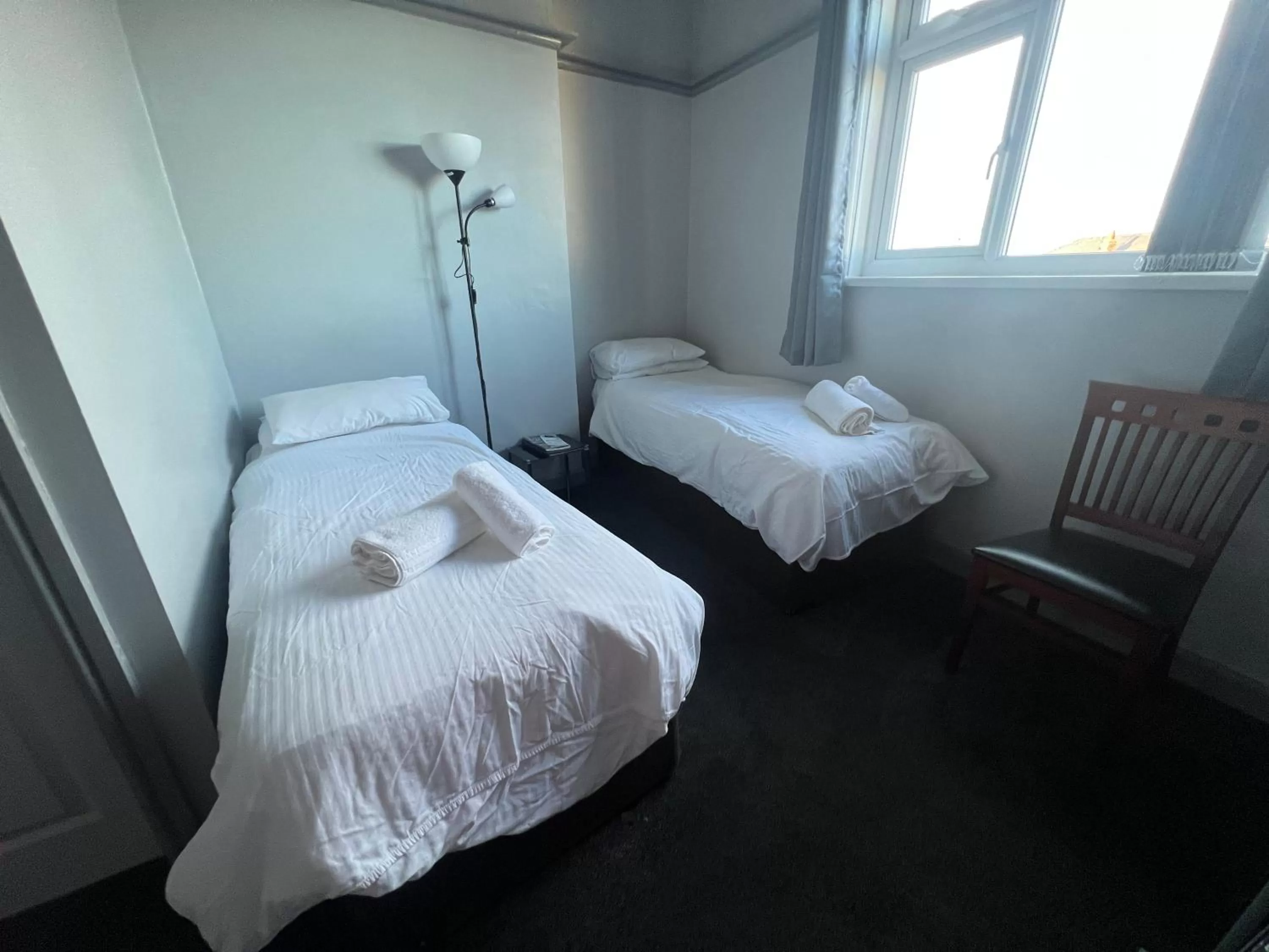 Bedroom, Bed in Links Lets Room Only