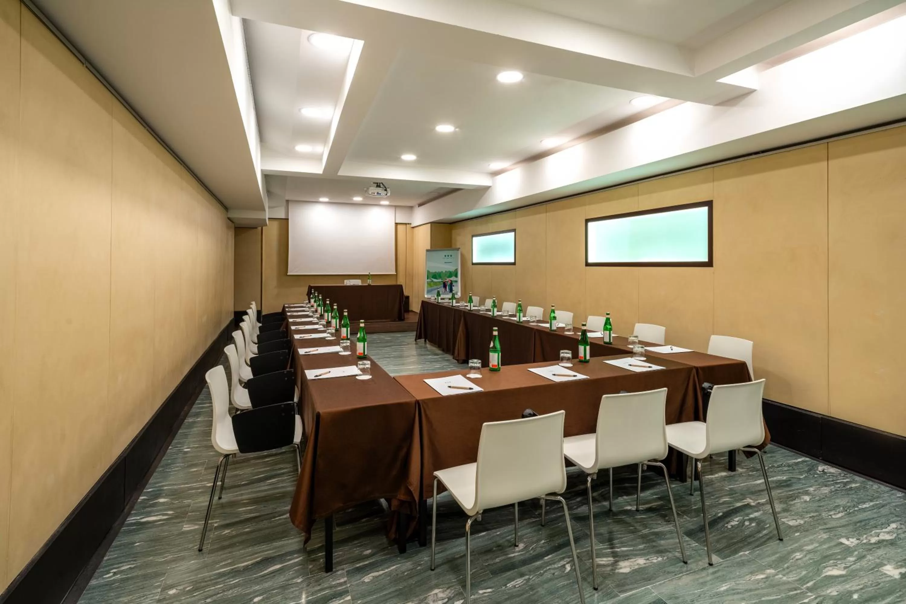 Meeting/conference room in UNA Hotels Galles Milano
