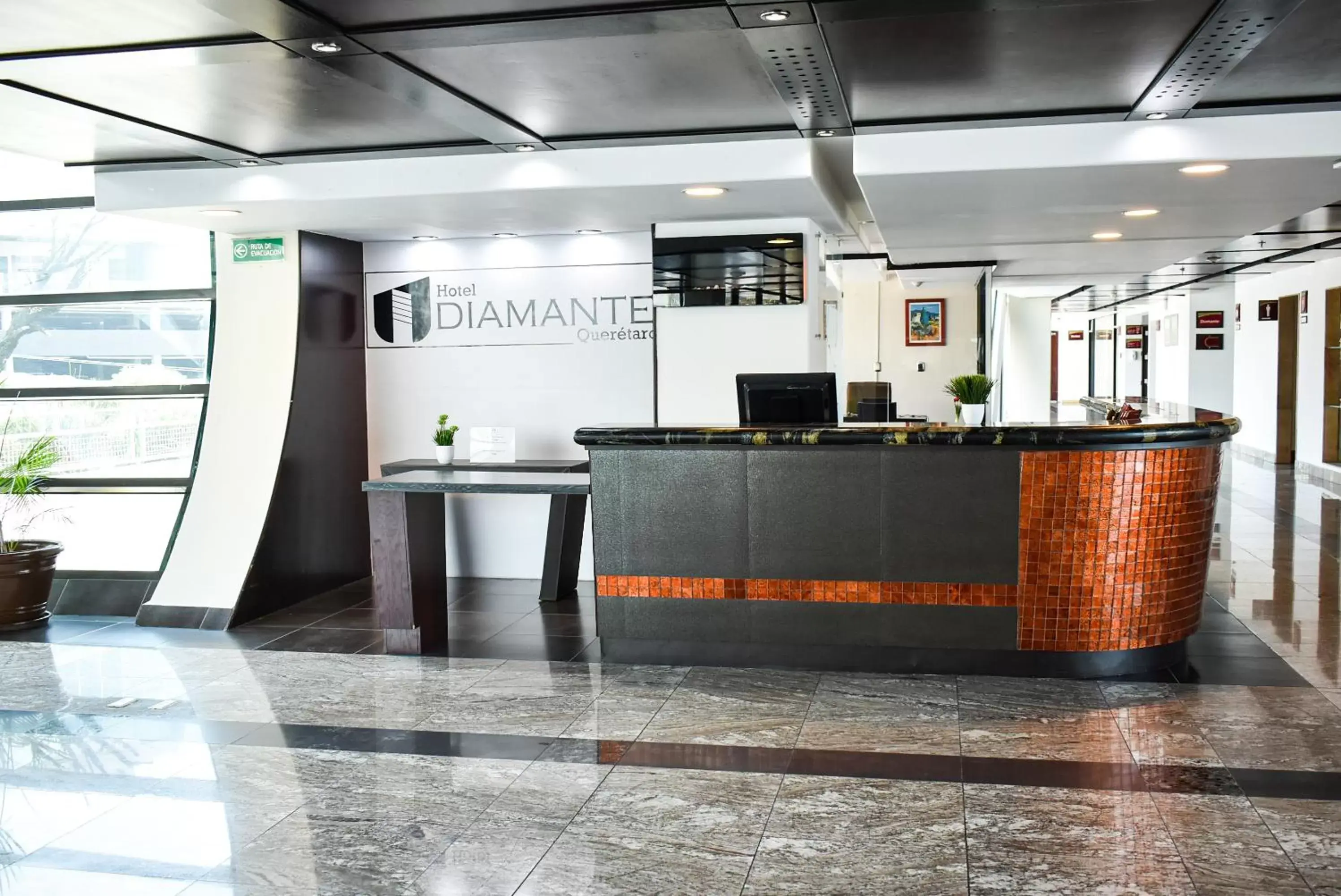 Lobby or reception, Lobby/Reception in Hotel Diamante Queretaro