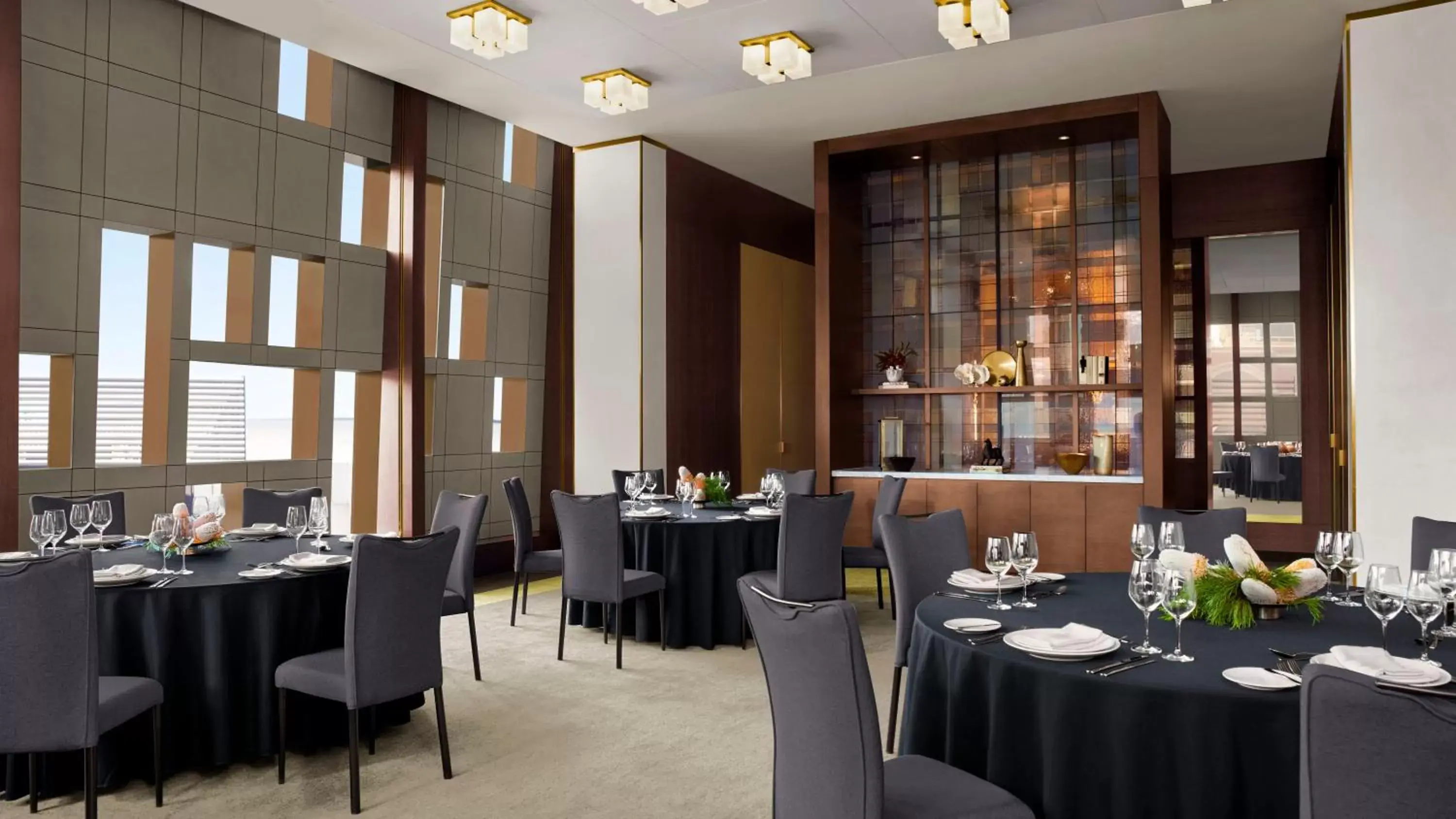 Meeting/conference room, Restaurant/Places to Eat in The Ritz-Carlton, Melbourne