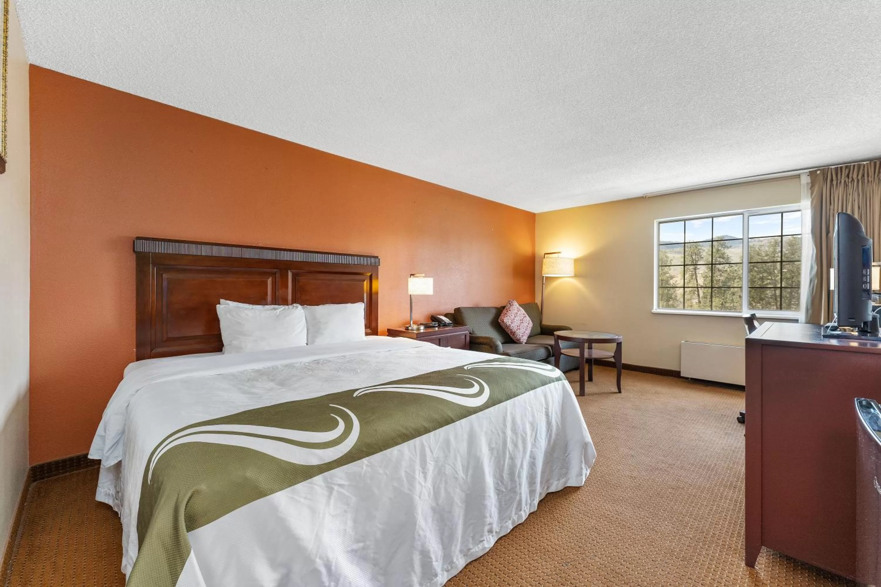 Photo of the whole room in Quality Inn & Suites Okanogan - Omak