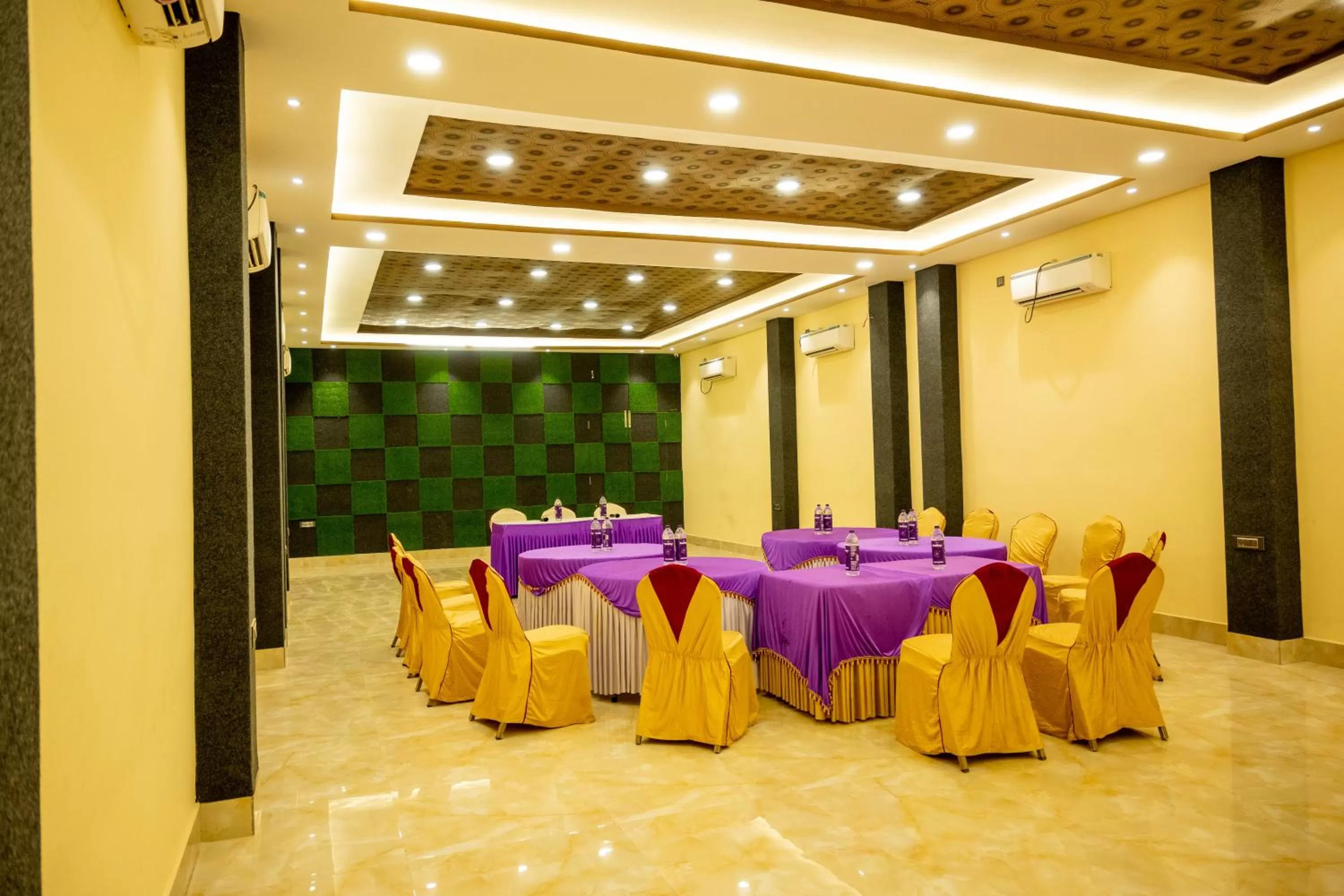 Business facilities in Vinayak Bhavan By Vinayak Hotels