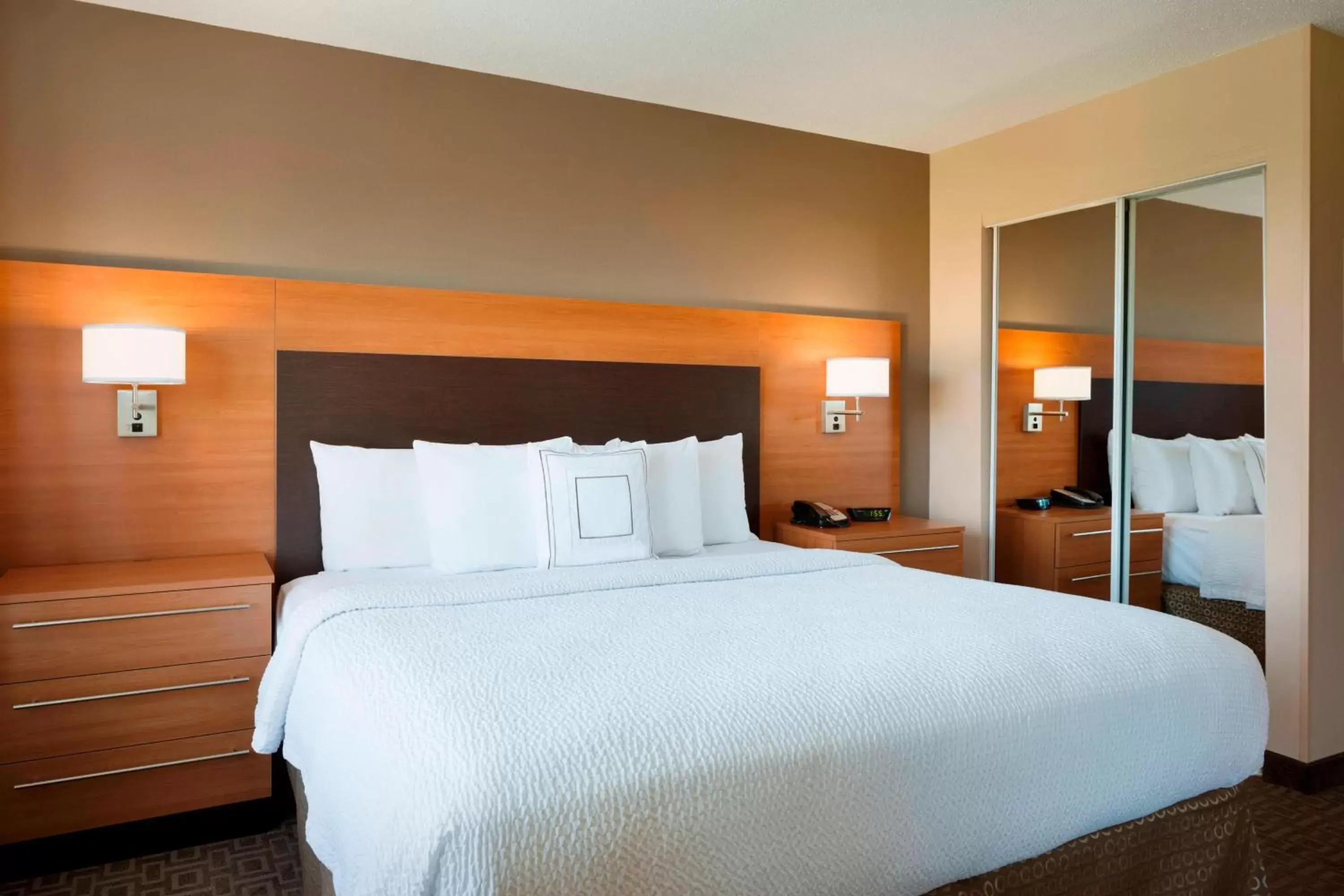 Bedroom, Bed in TownePlace Suites by Marriott Chicago Naperville