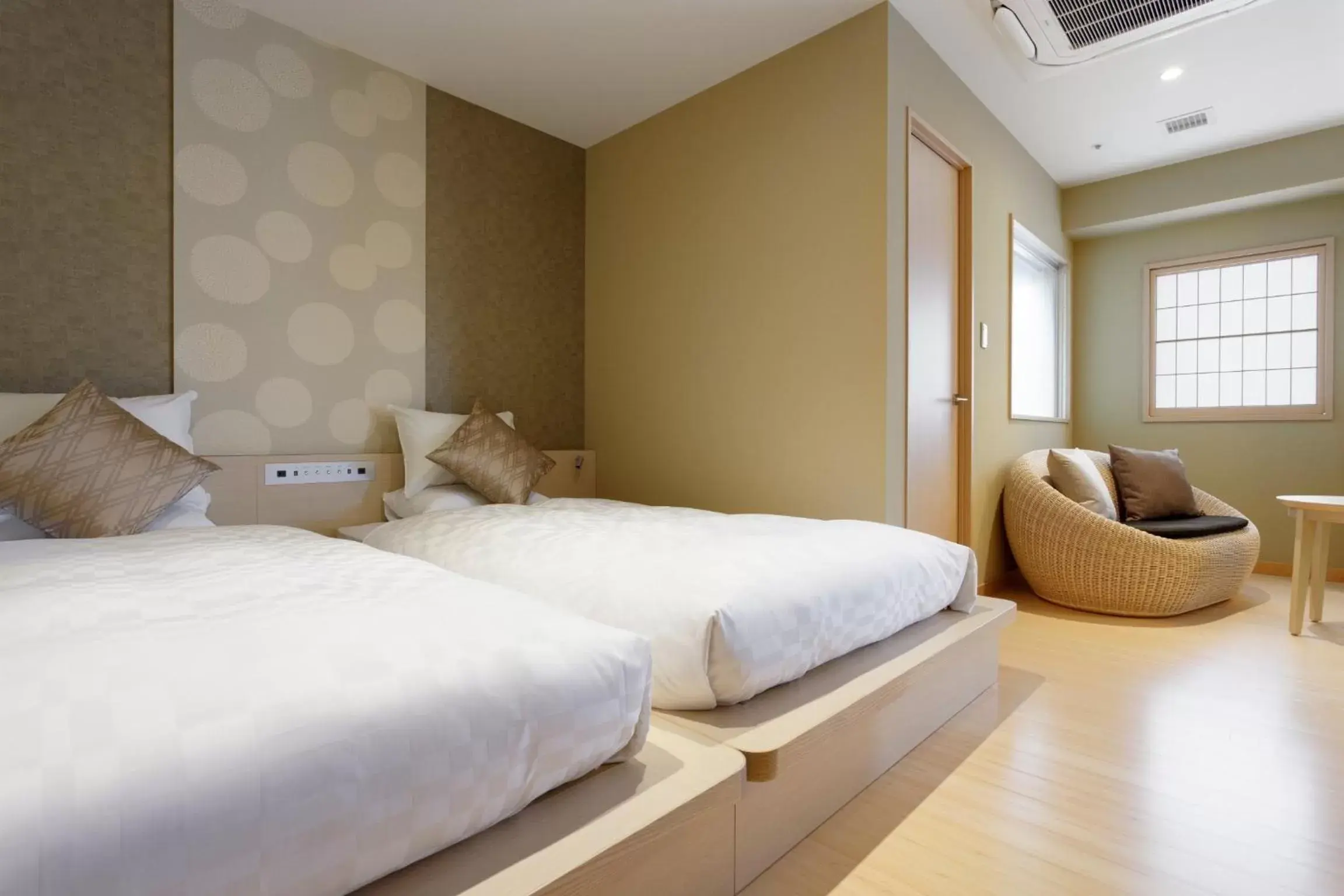 Day, Bed in Osaka View Hotel Honmachi Day, Bed in Osaka View Hotel Honmachi