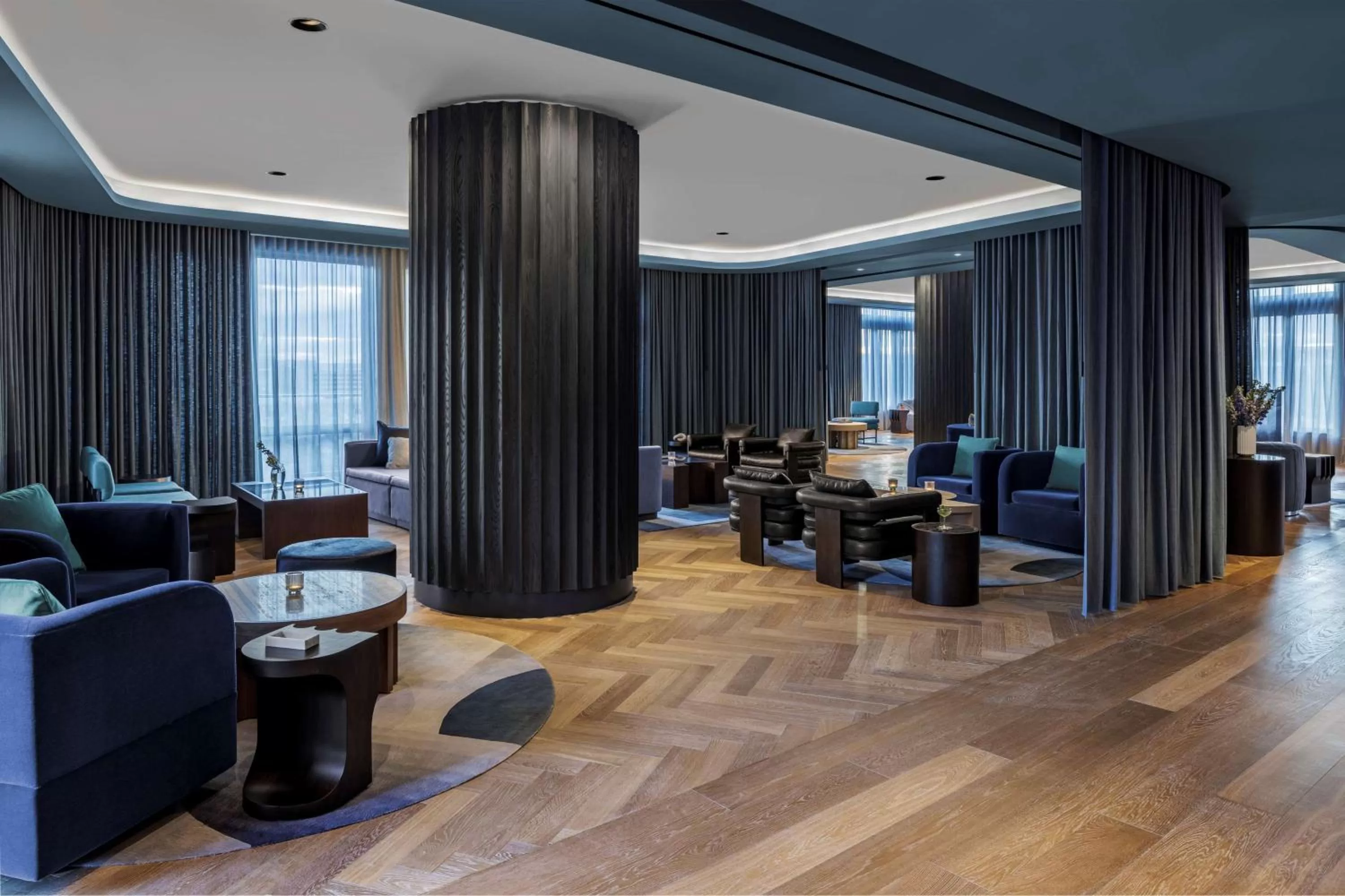 Lounge or bar in The Morrow Washington Dc, Curio Collection By Hilton