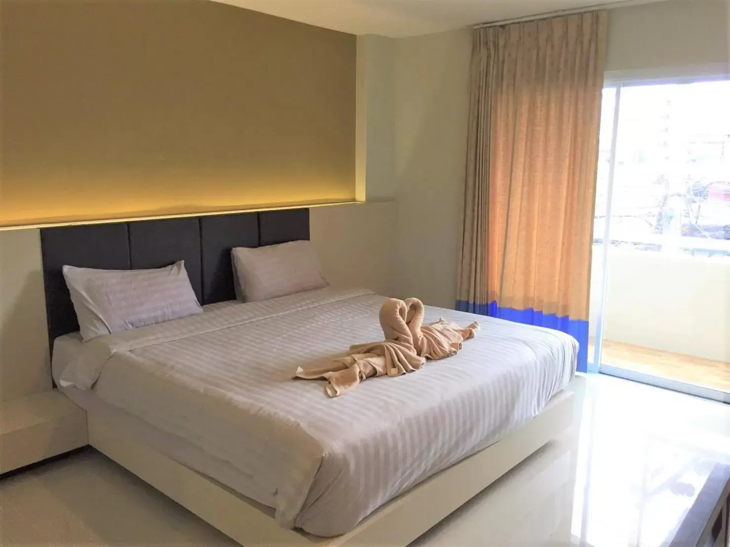 Bedroom, Bed in Silom Boutique Hotel Hatyai