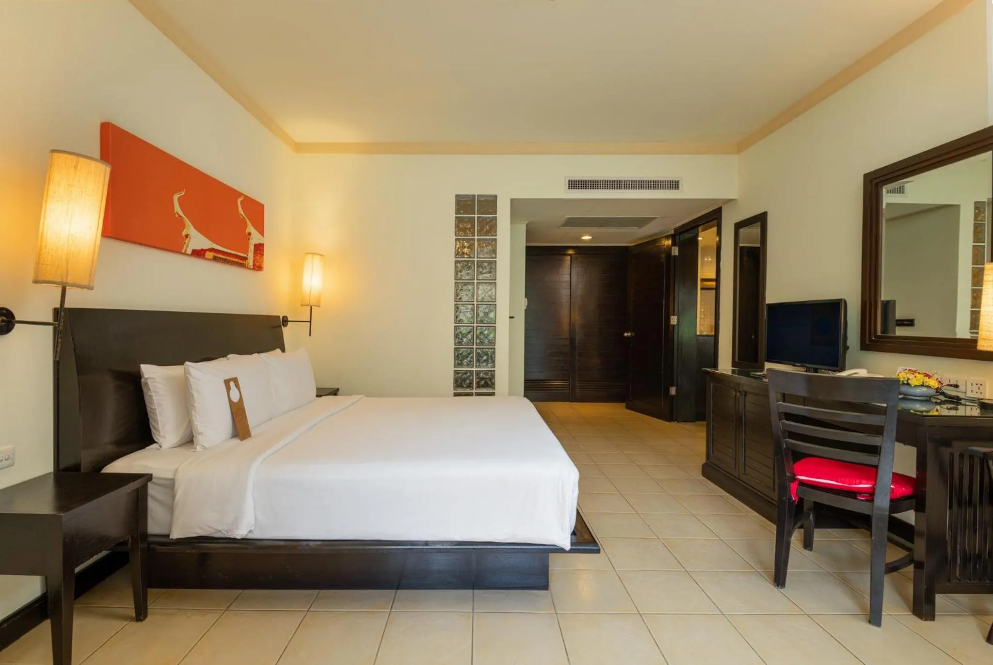 Photo of the whole room, Bed in Centara Kata Resort Phuket