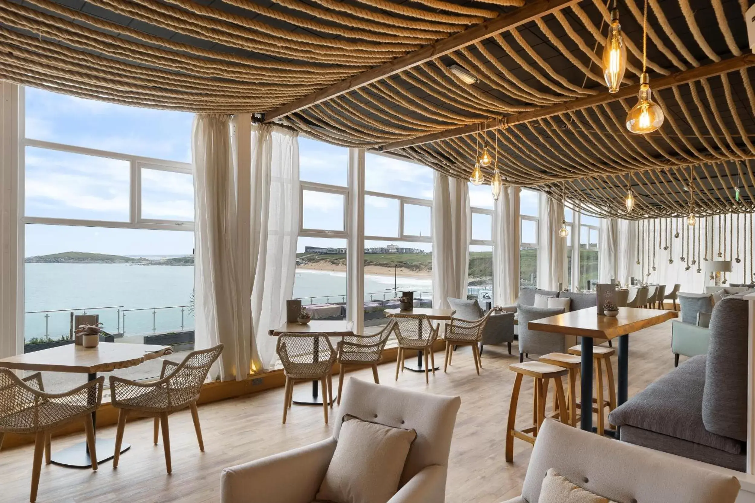 Lounge or bar, Restaurant/Places to Eat in Fistral Beach Hotel and Spa - Adults Only