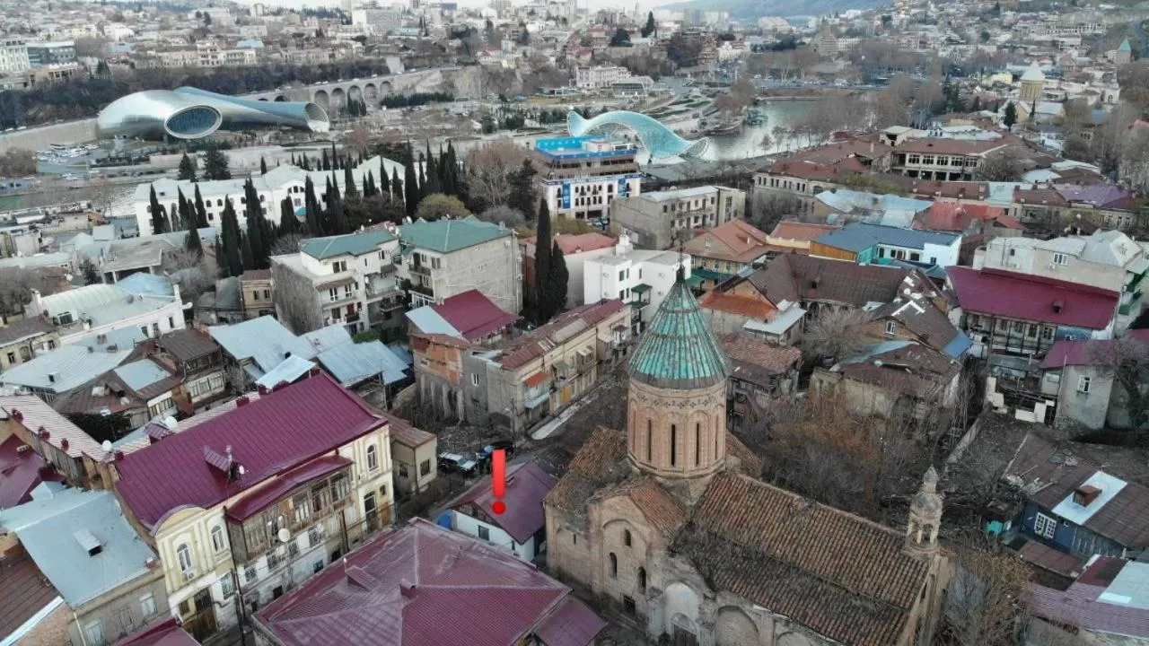 Day in 3 Heritage Rooms