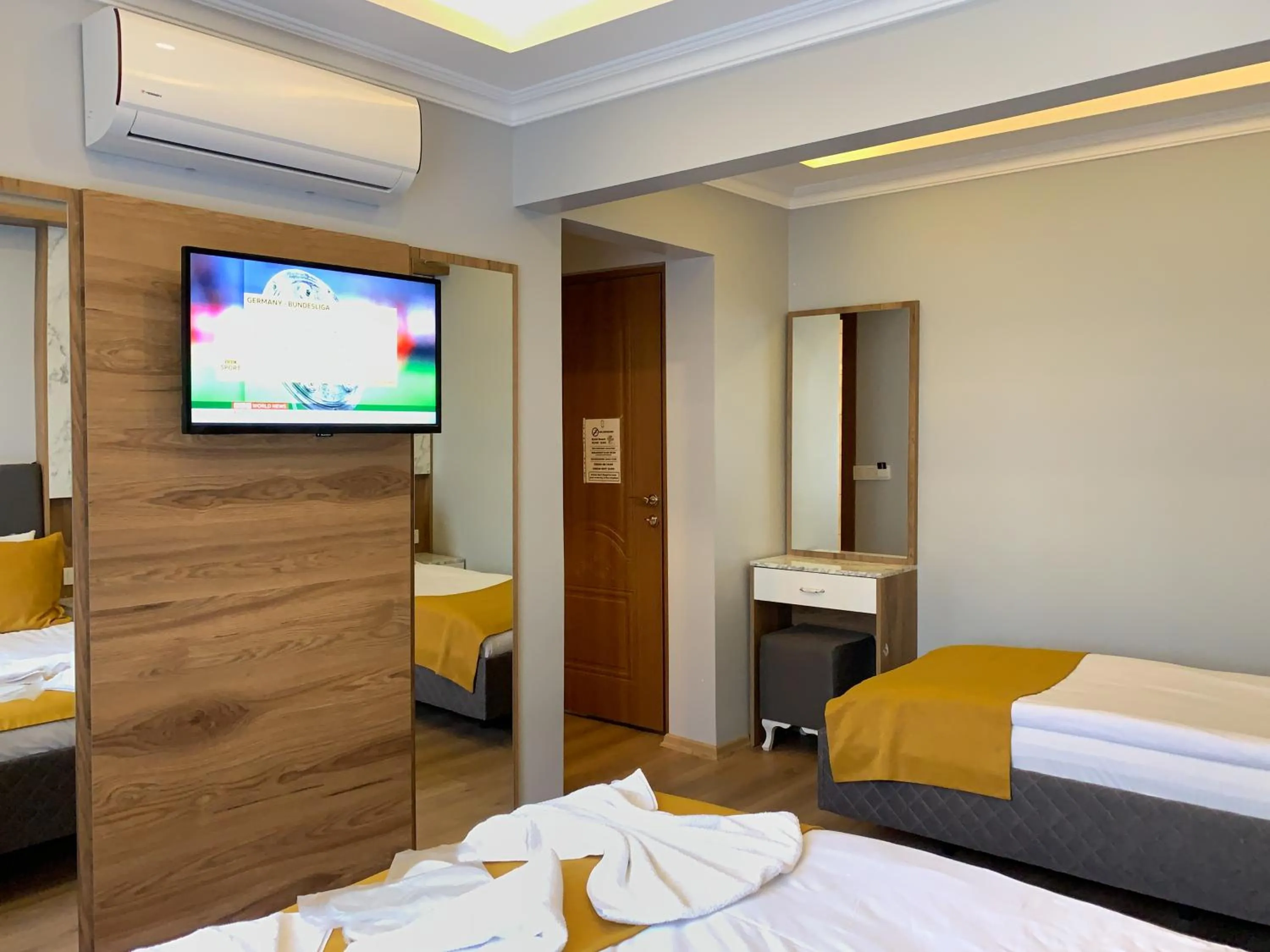 Photo of the whole room, Bed in Sultanahmet Nu Hotel