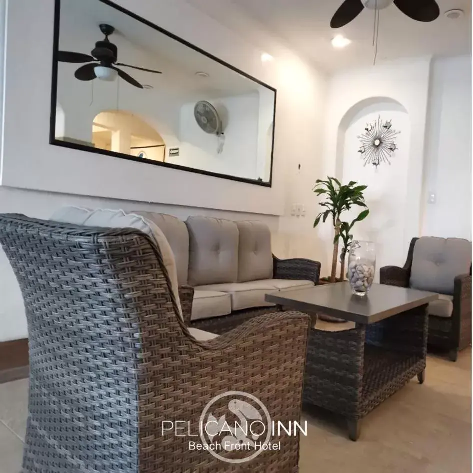 Lobby or reception in Pelicano Inn Playa del Carmen - Beachfront Hotel