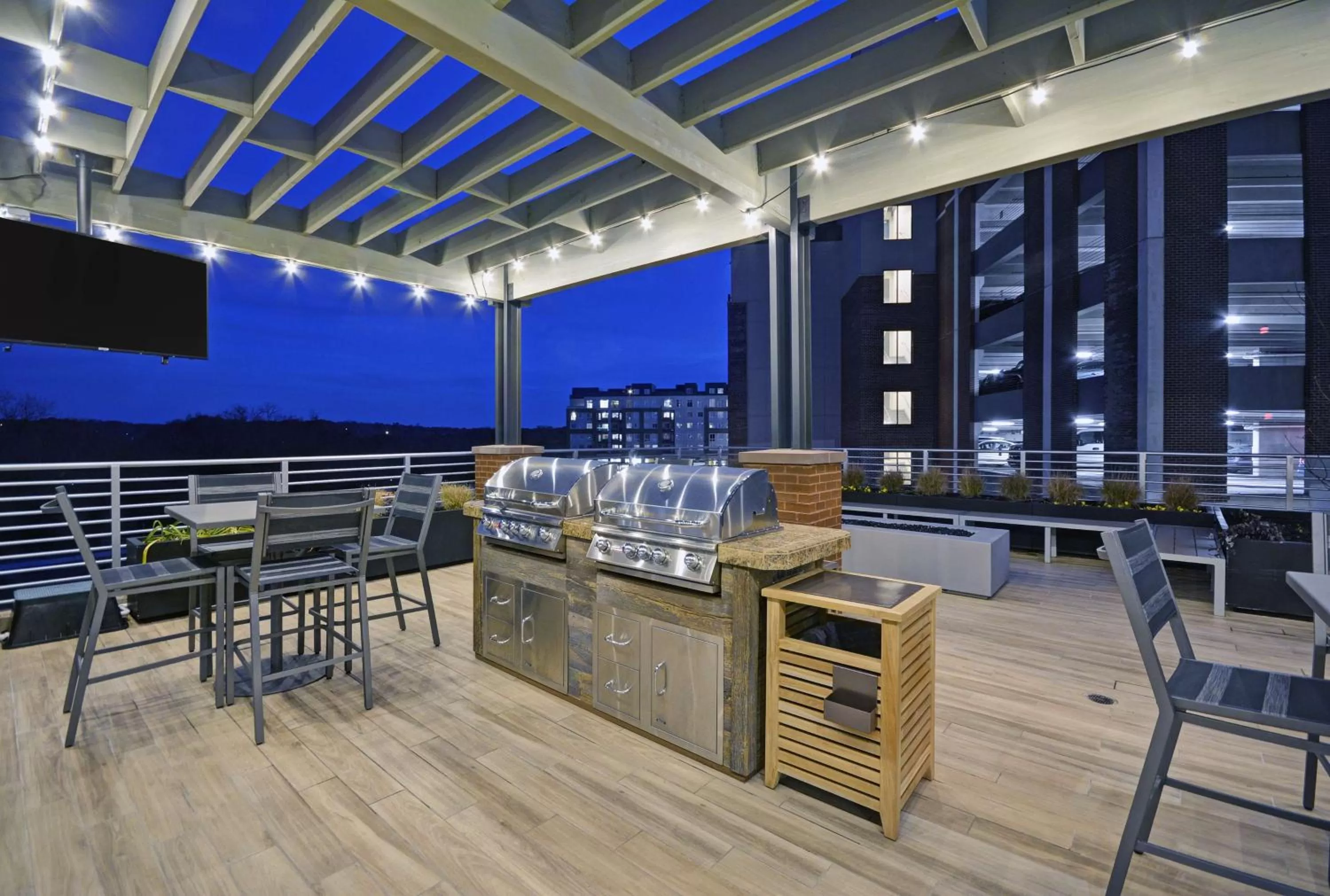 Dining area in Homewood Suites by Hilton Athens Downtown University Area