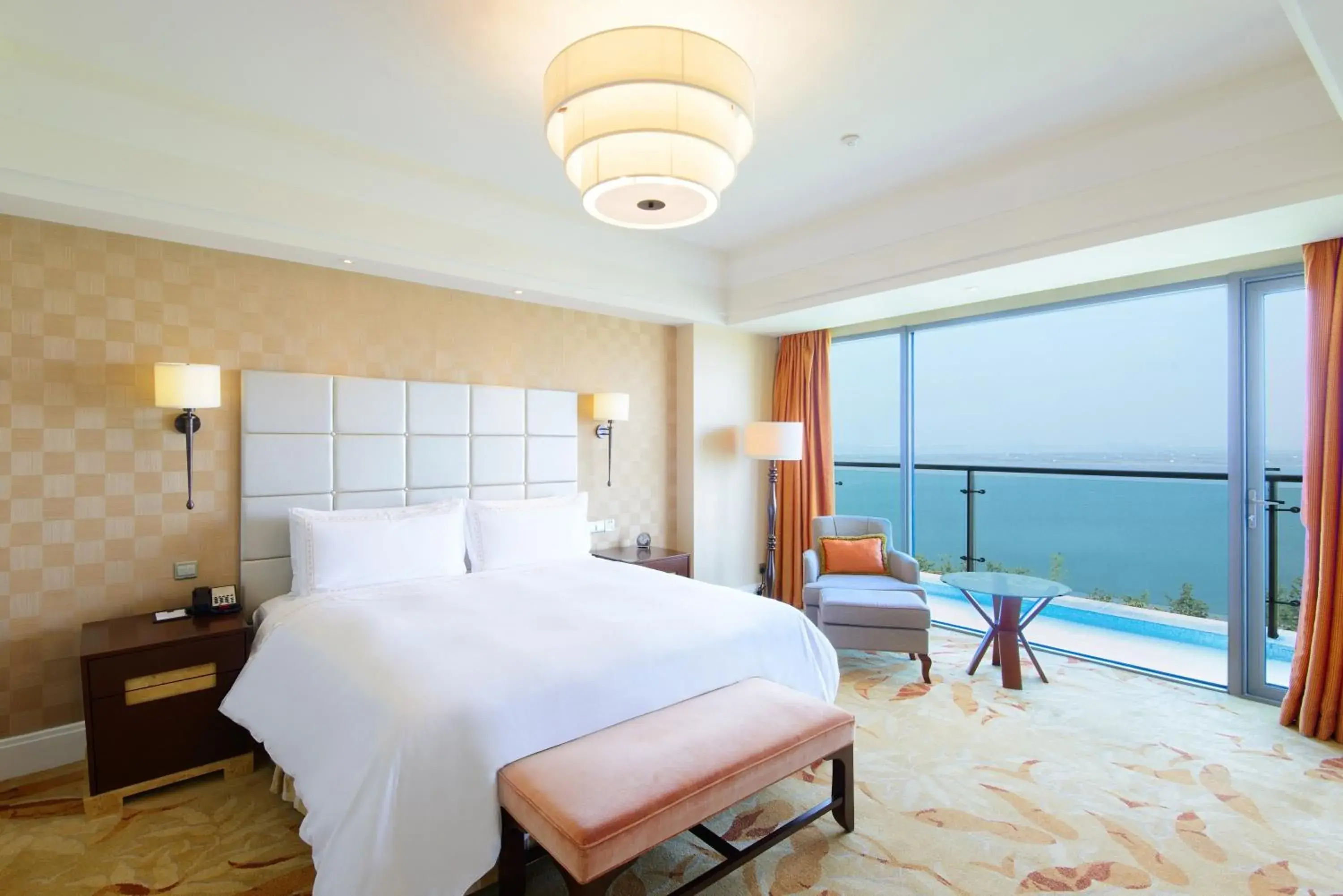 Property building, Bed in Fairmont Yangcheng Lake Kunshan