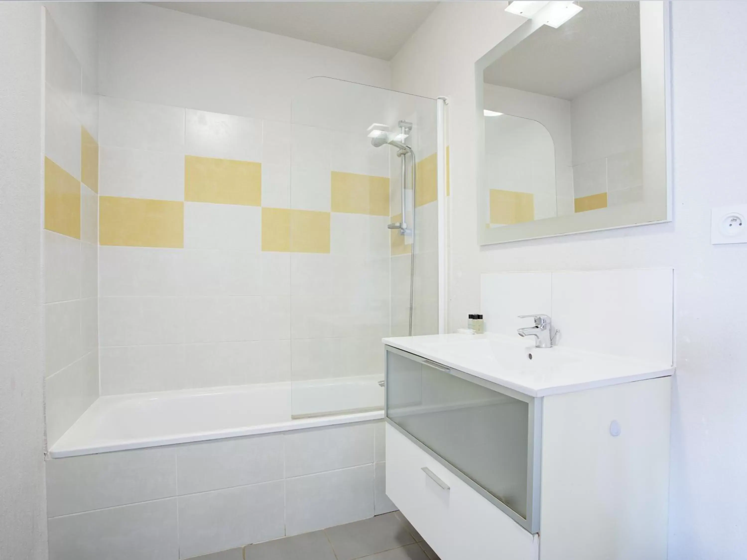 Bathroom in Vacancéole - Les demeures de la Massane - Argelès-sur-Mer