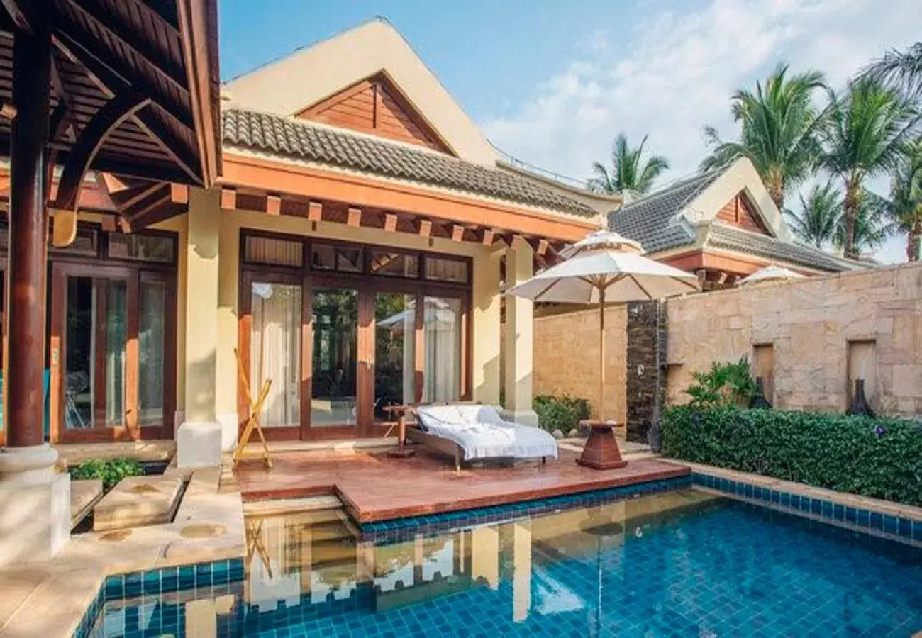 Pool view, Property Building in The Ritz-Carlton Sanya, Yalong Bay