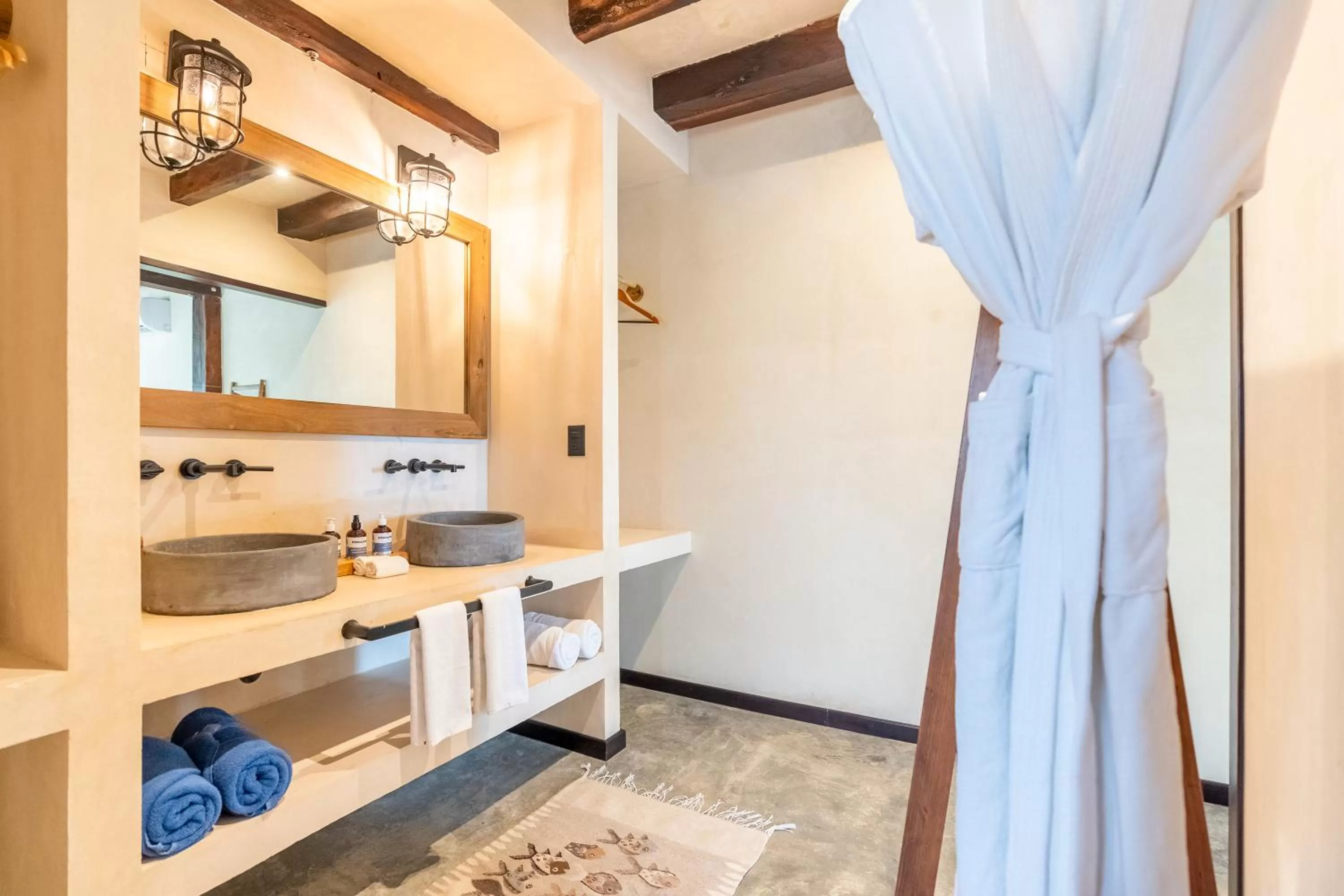 Bathroom in Villa Pescadores Tulum-Beachfront hotel by Ahau Collection