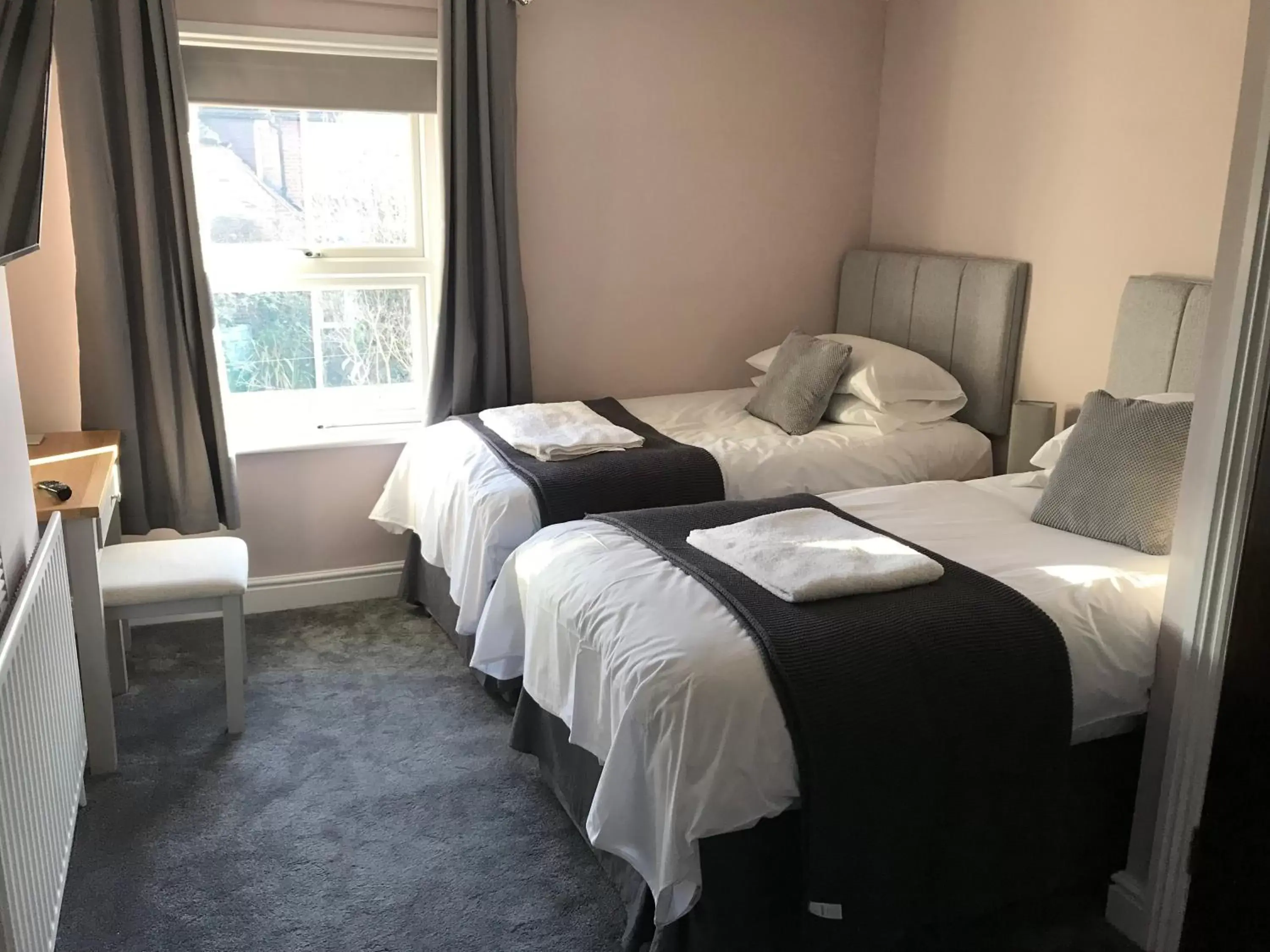 Bed in Prince of Wales Marlow