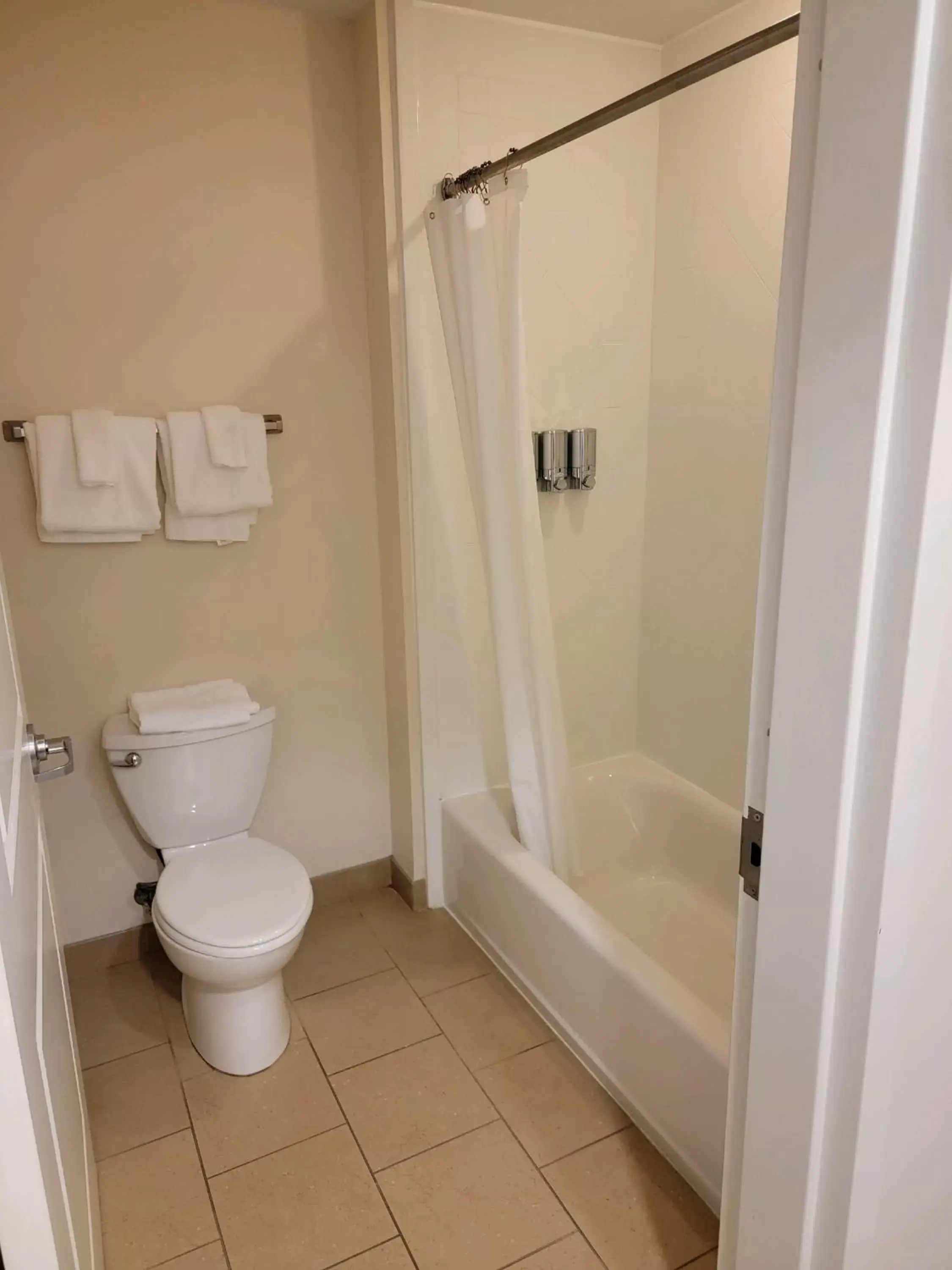 Bathroom in Penn Wells Lodge