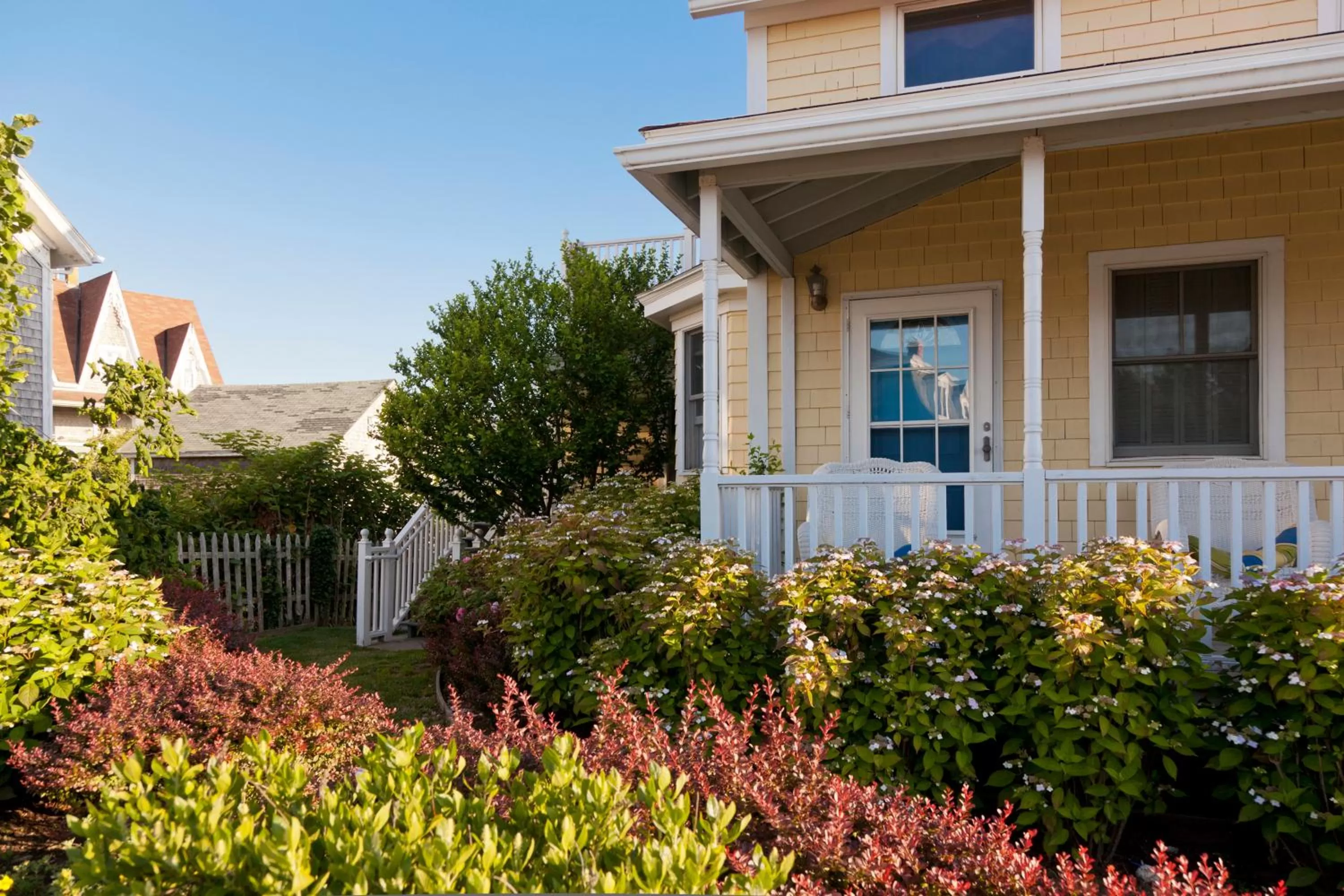 Garden, Property Building in Avonlea