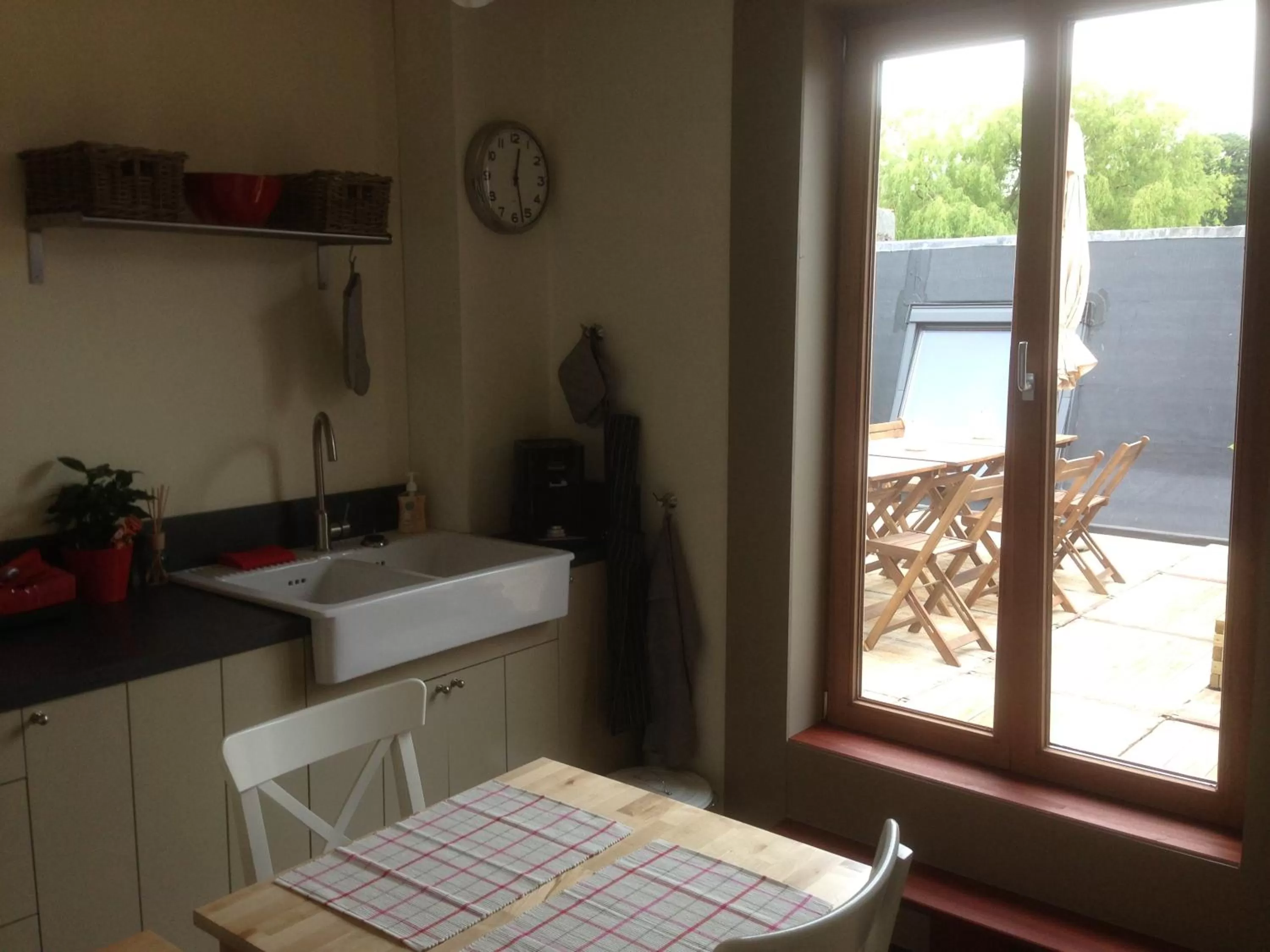 Kitchen or kitchenette in B&B Family@home66