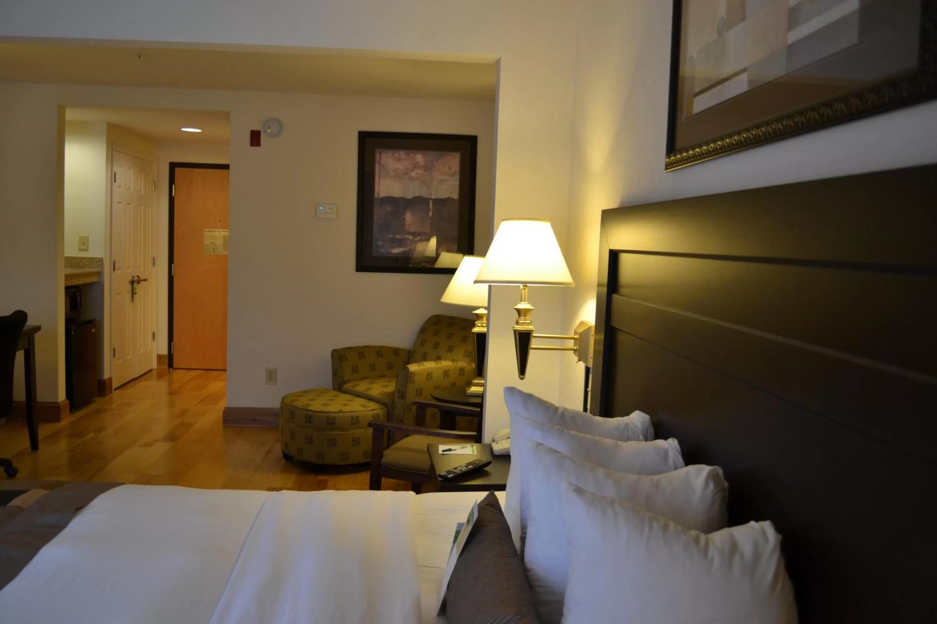 Bed in Wingate by Wyndham LaGrange