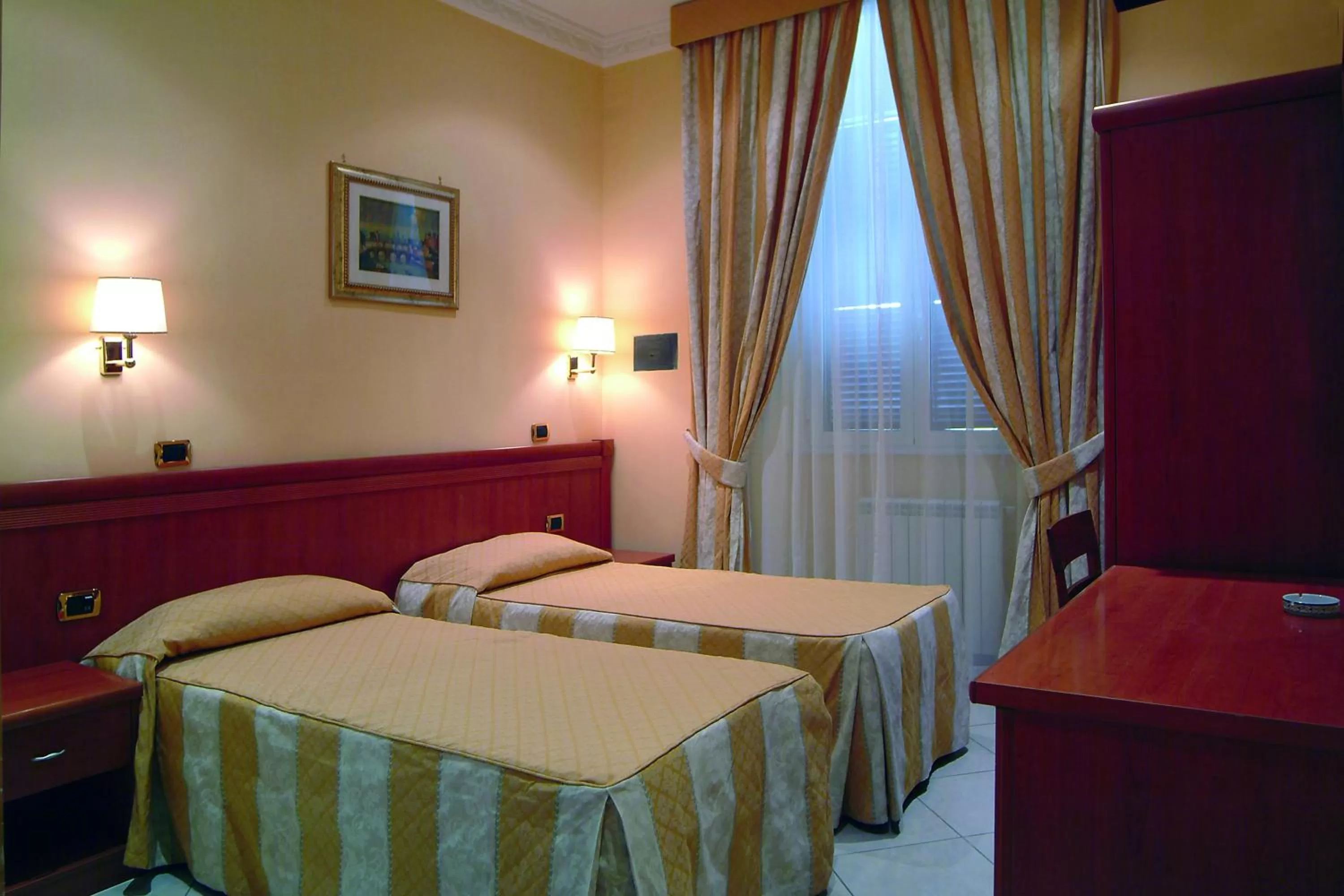 Photo of the whole room, Bed in Hotel Meridiana