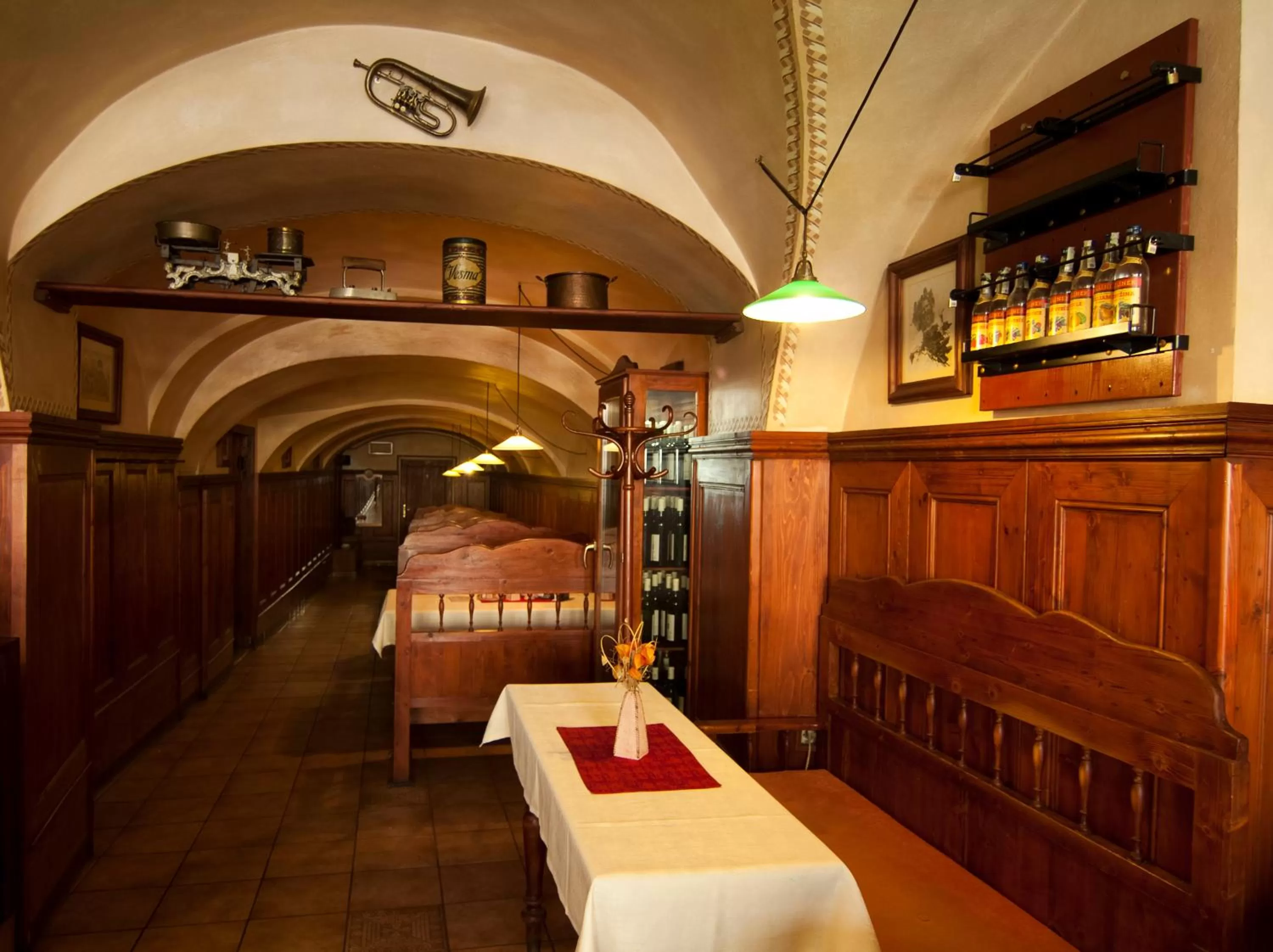 Restaurant/places to eat in Hotel & Caffe Silesia