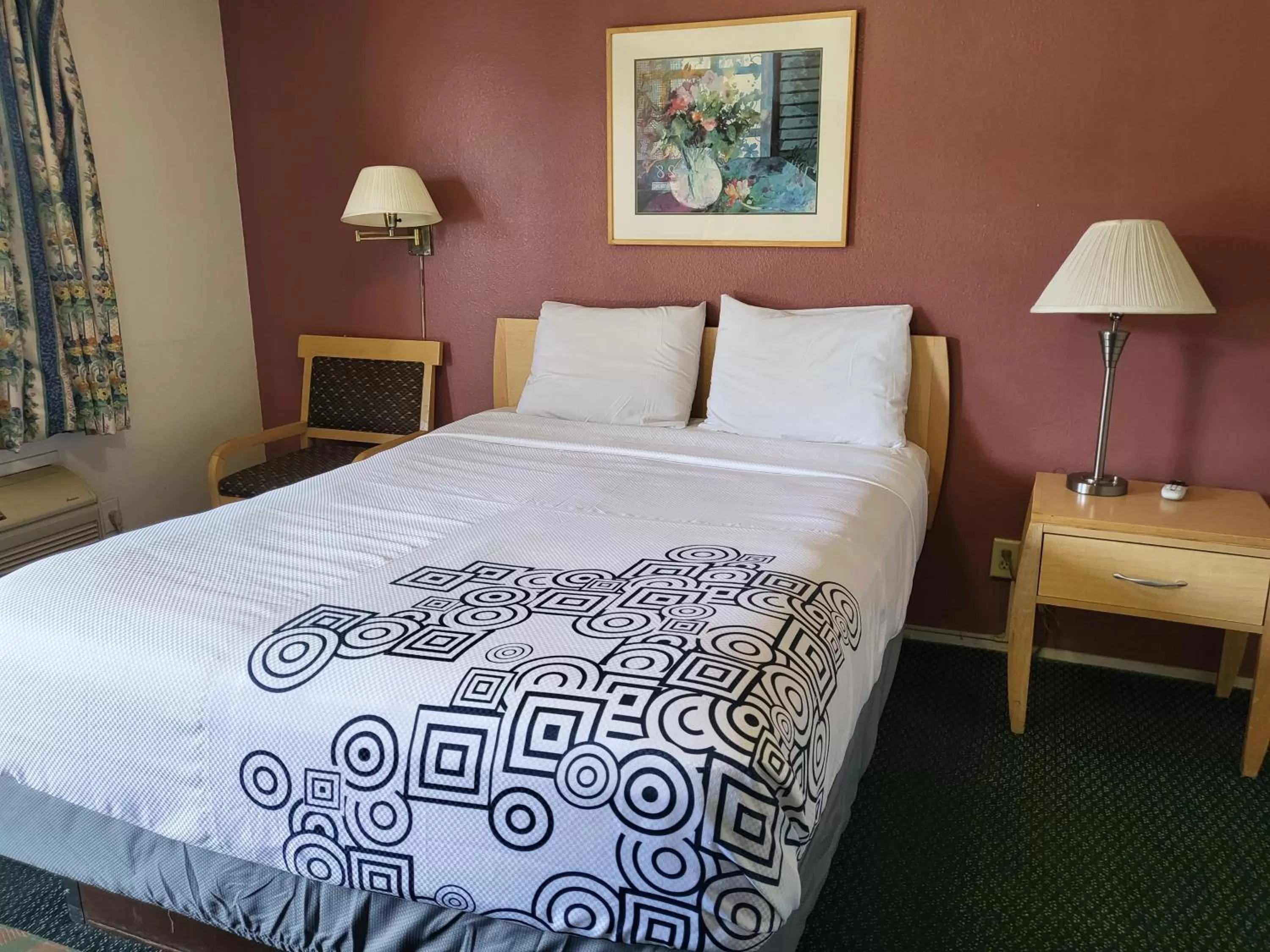 Bed in Star Inn On Route 66, Barstow