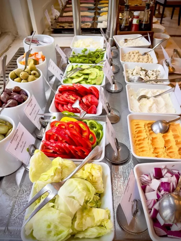 Breakfast in Steigenberger Cecil Hotel Alexandria