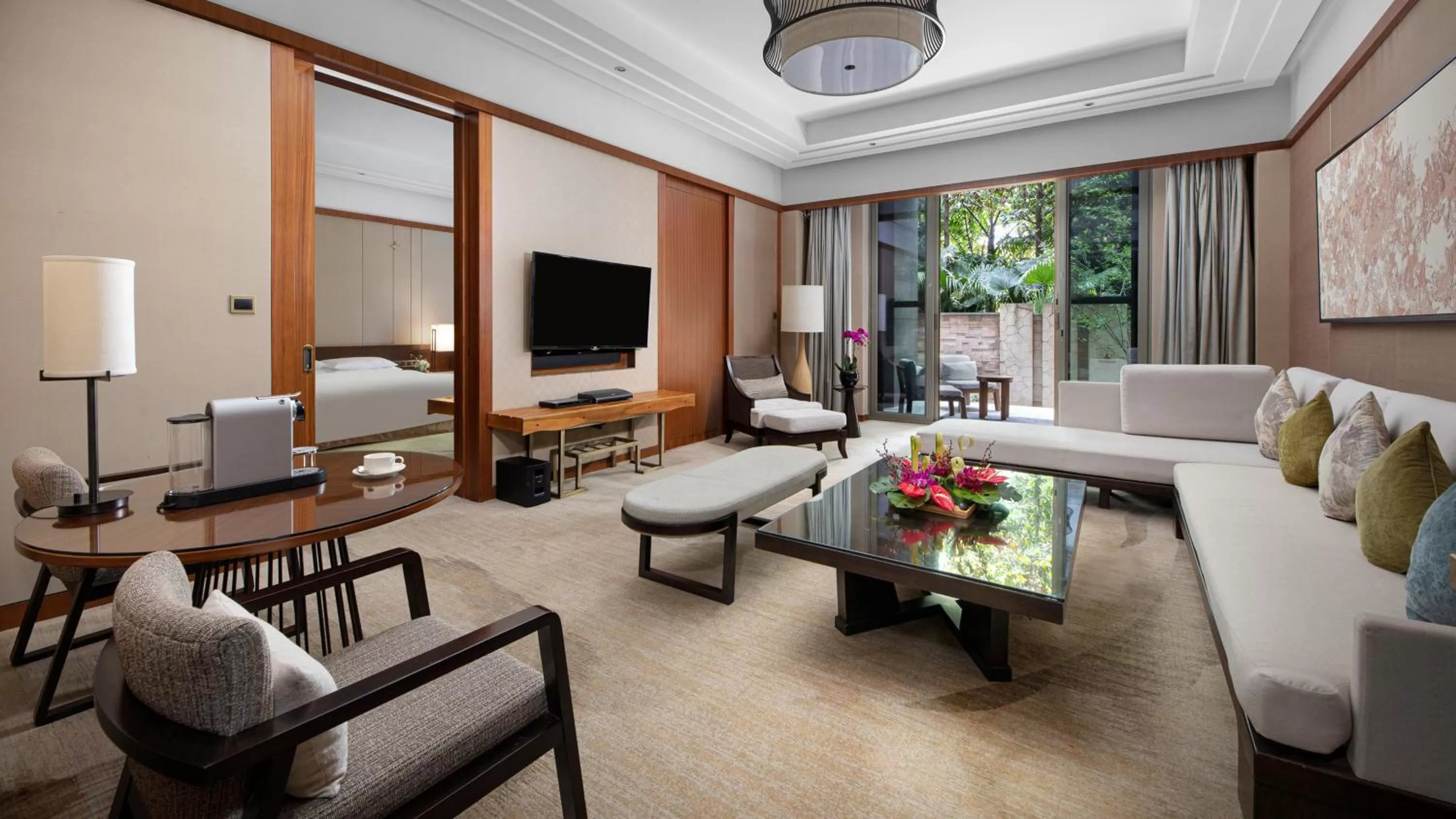 Photo of the whole room in InterContinental Kunming by IHG
