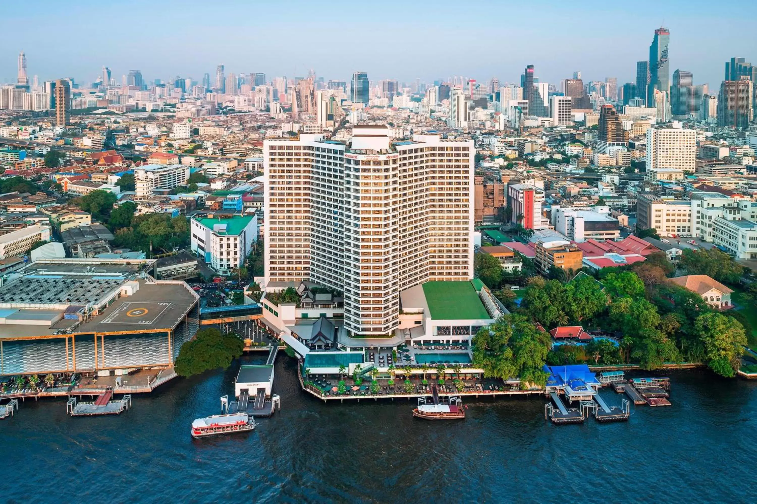 Property building, Bird's-eye View in Royal Orchid Sheraton Hotel and Towers