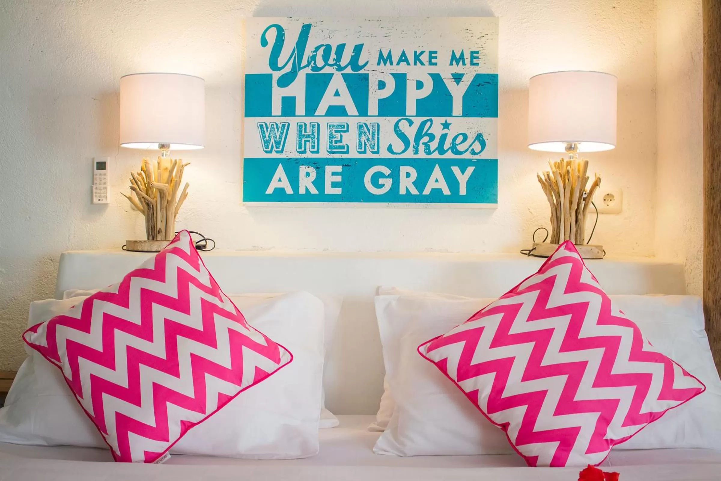 Living room, Bed in Sunrise Resort