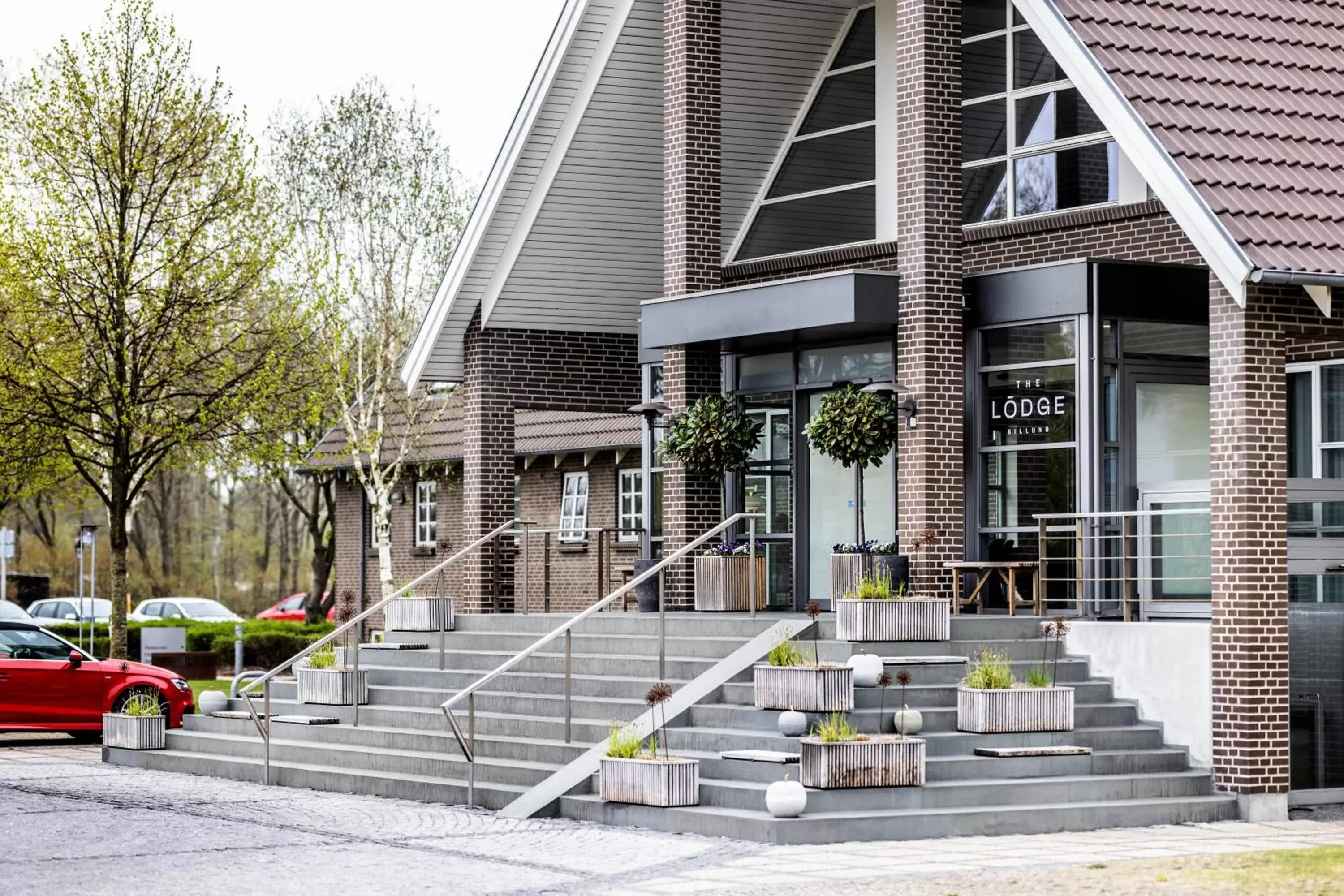 Facade/entrance in The Lodge Billund Facade/entrance in The Lodge Billund