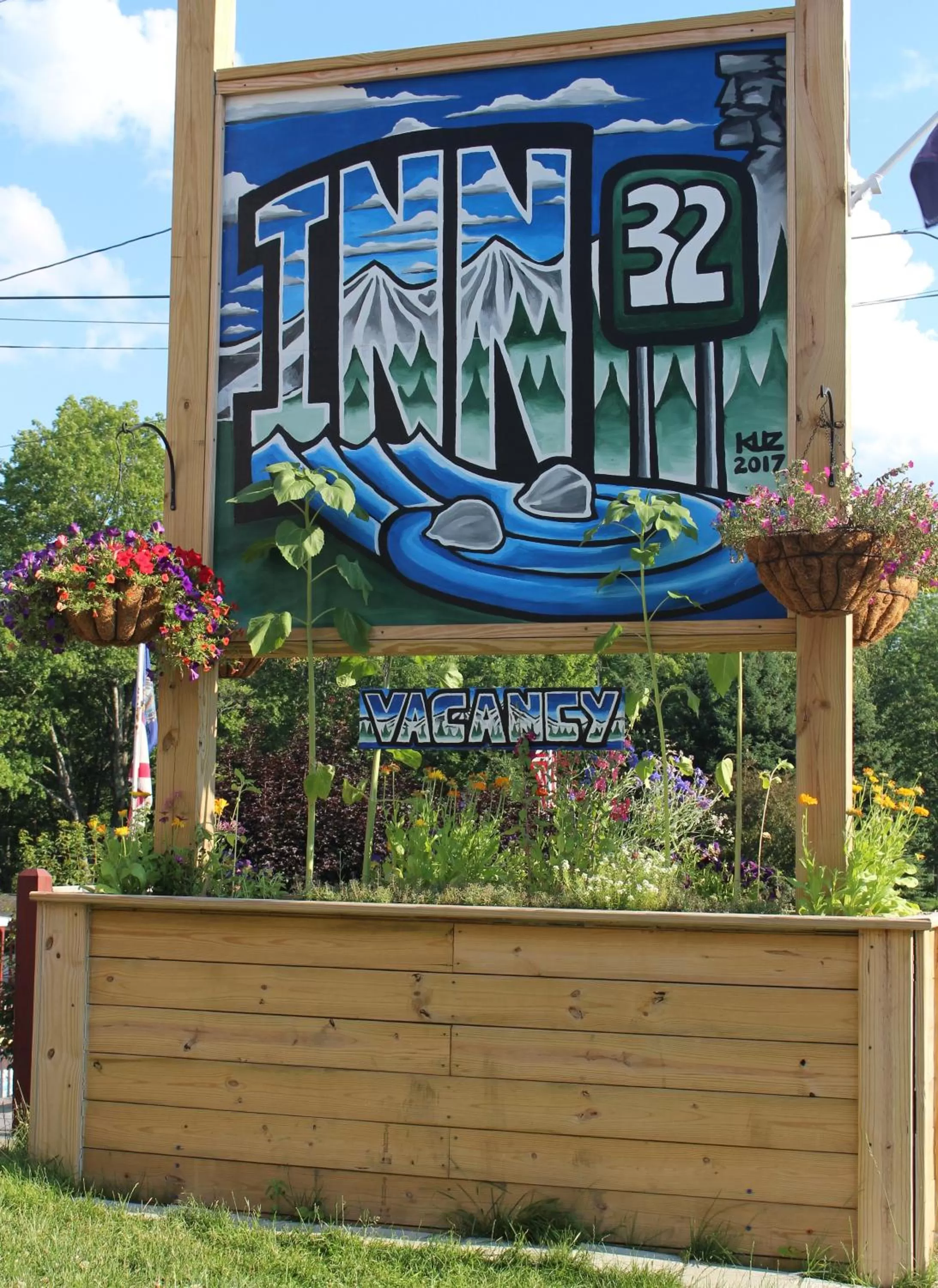 Property logo or sign in Inn 32