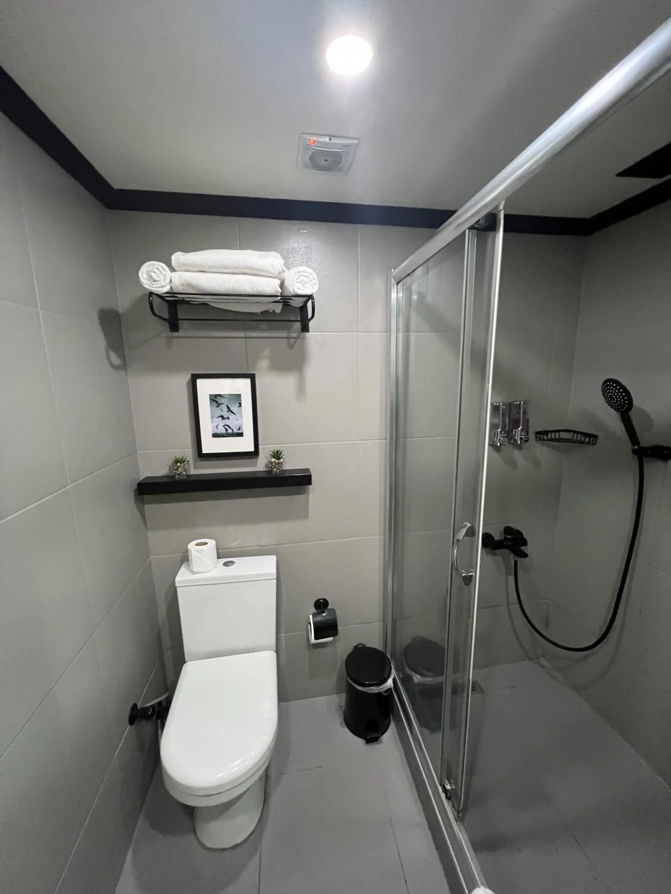 Bathroom in All Seasons Hotel