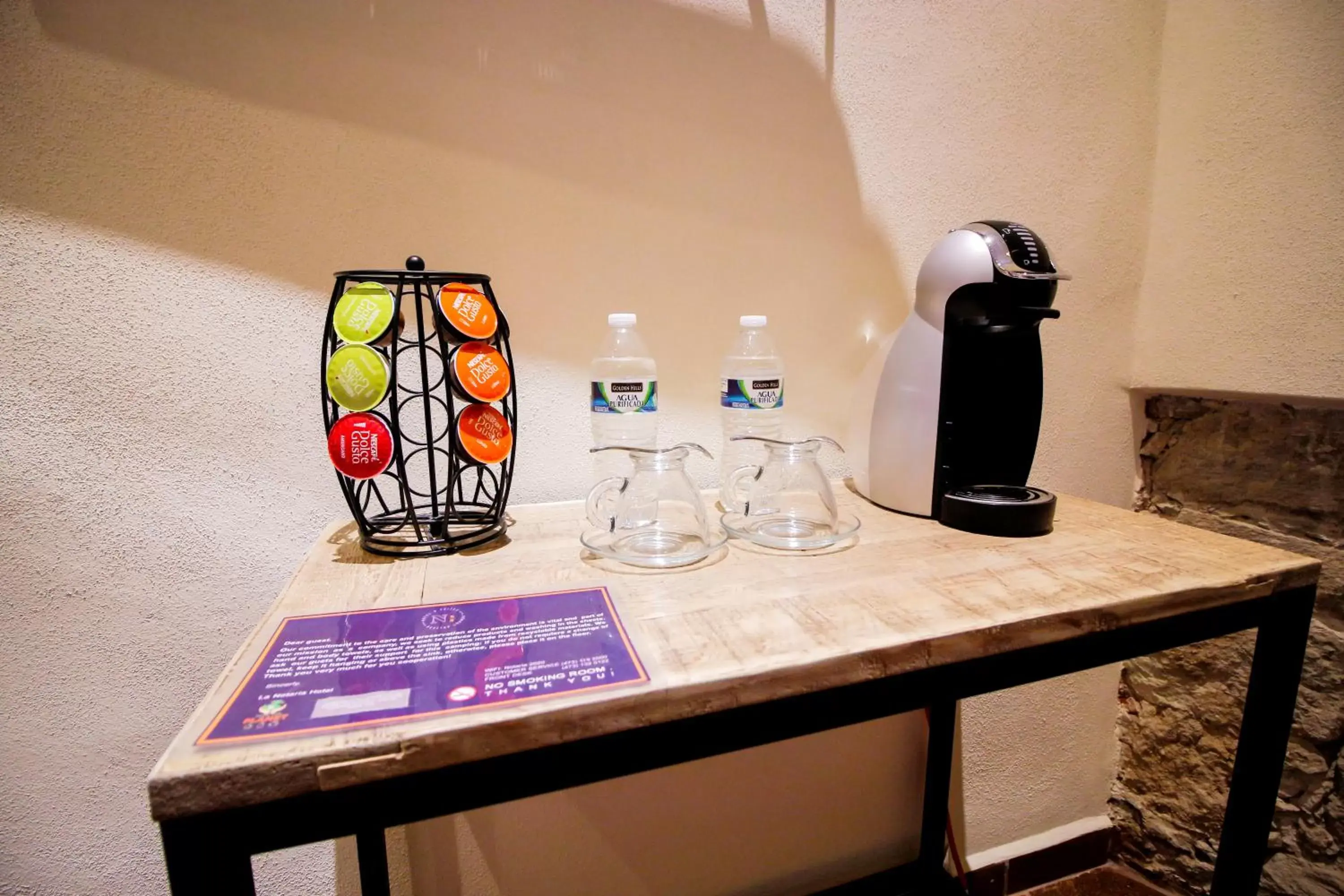 Coffee/tea facilities in Hotel La Notaría