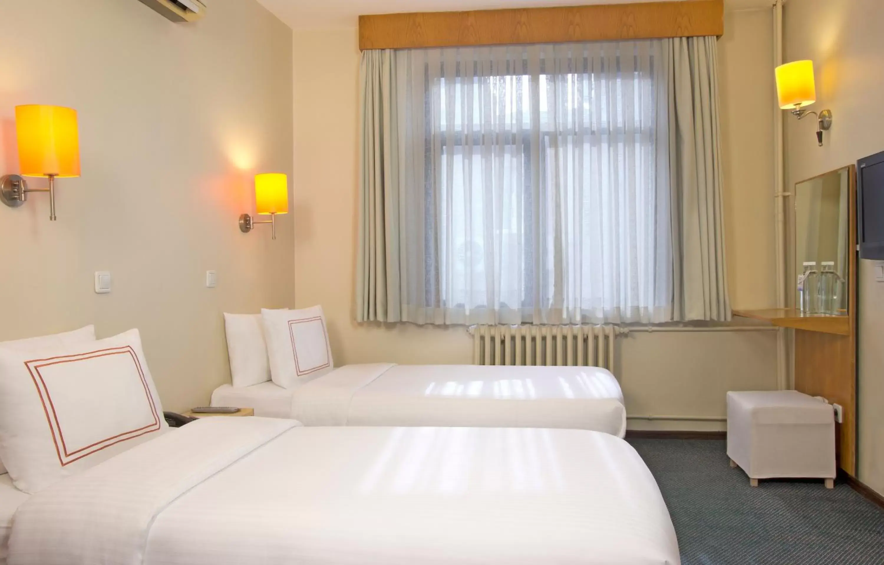 Bed in Ilkay Hotel
