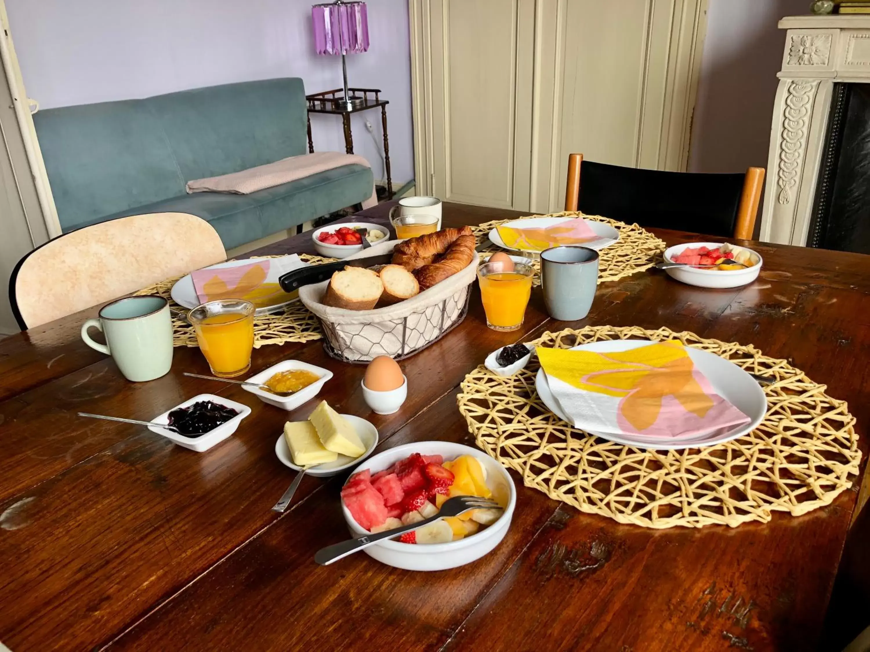 Breakfast in MaDamenFrance