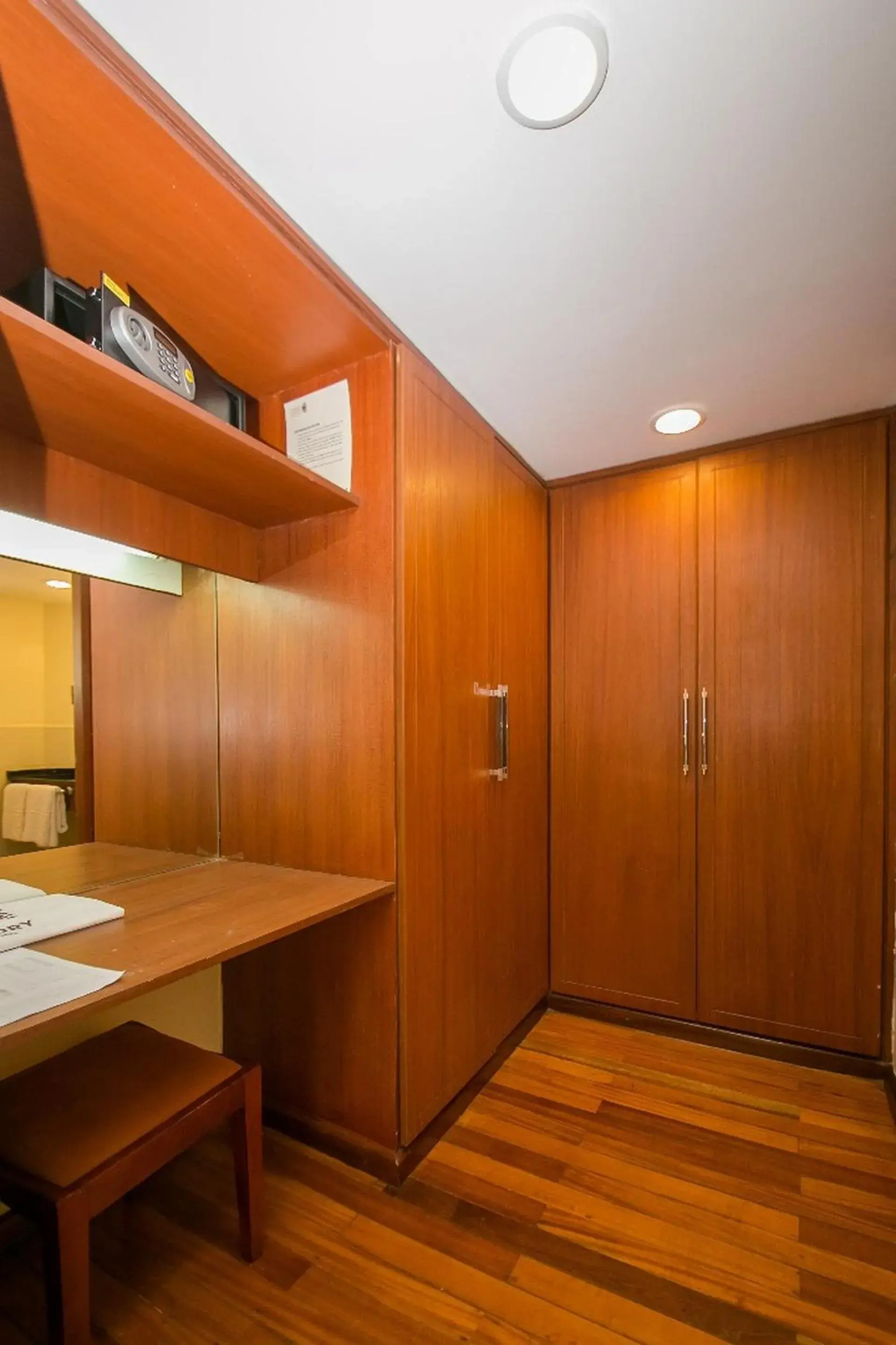 wardrobe in Waridi Paradise Hotel and Suites