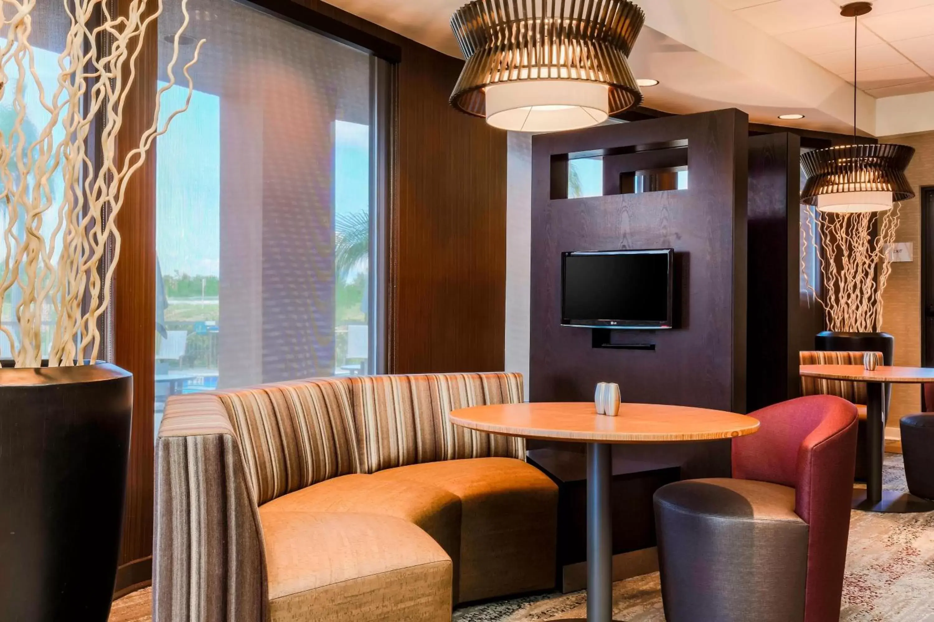 Other, Lounge/Bar in Courtyard by Marriott Orlando Lake Mary North