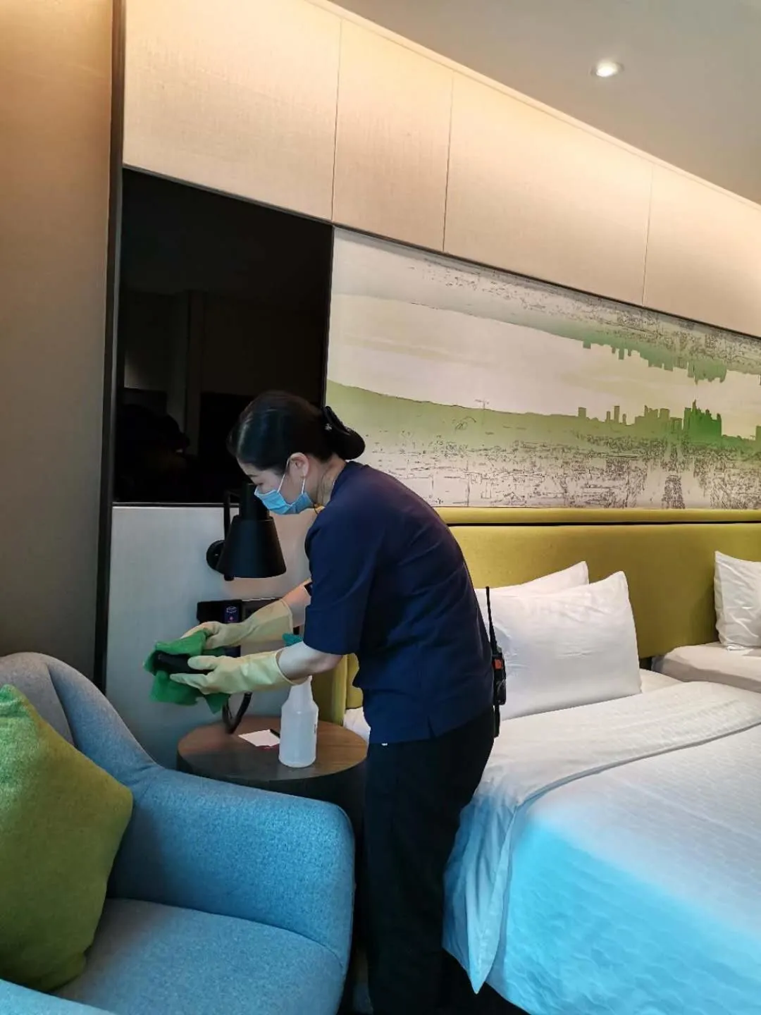 Bed in Hampton by Hilton Guangzhou Tianhe Sports Center