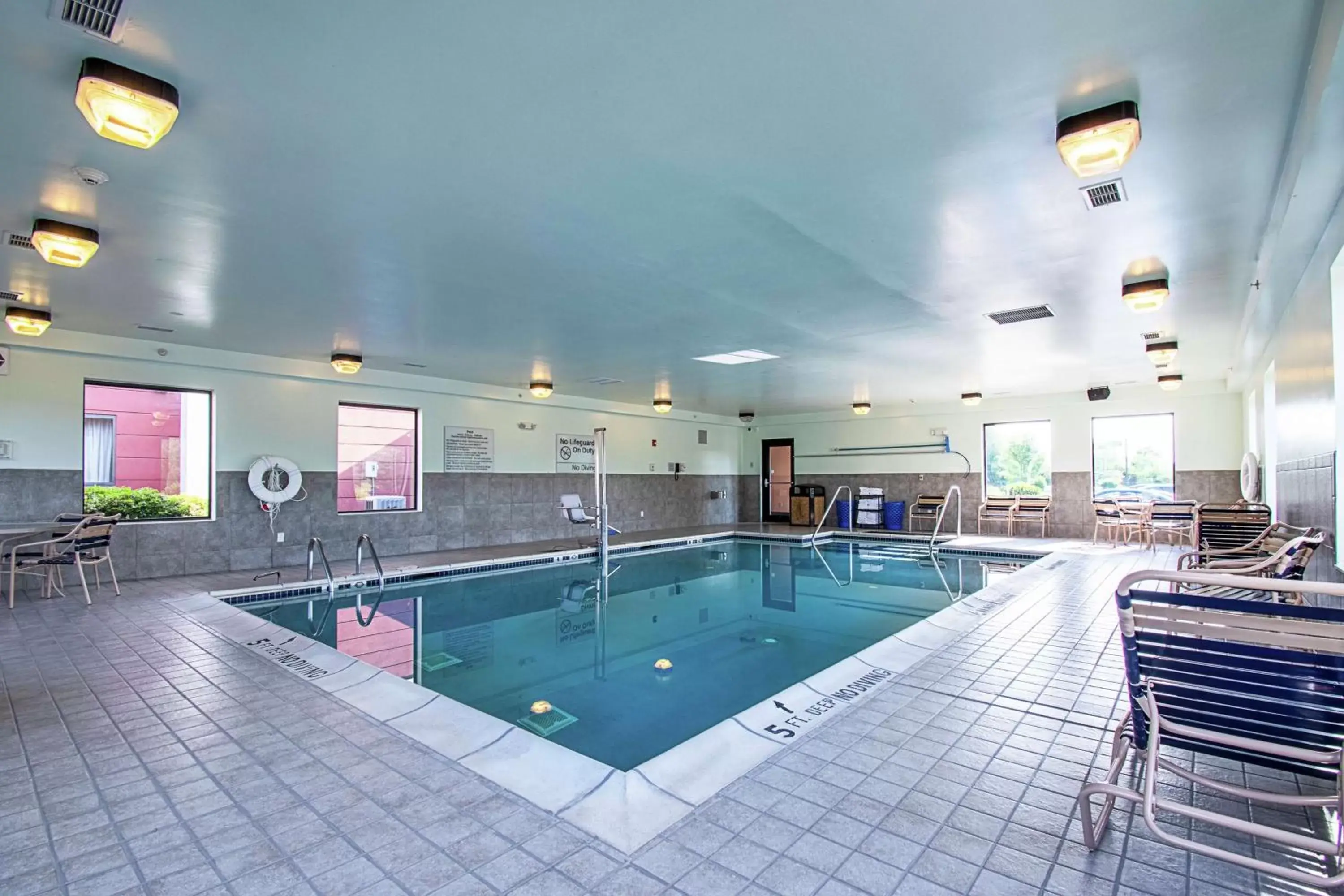 Pool view, Swimming Pool in Hampton Inn Pine Grove