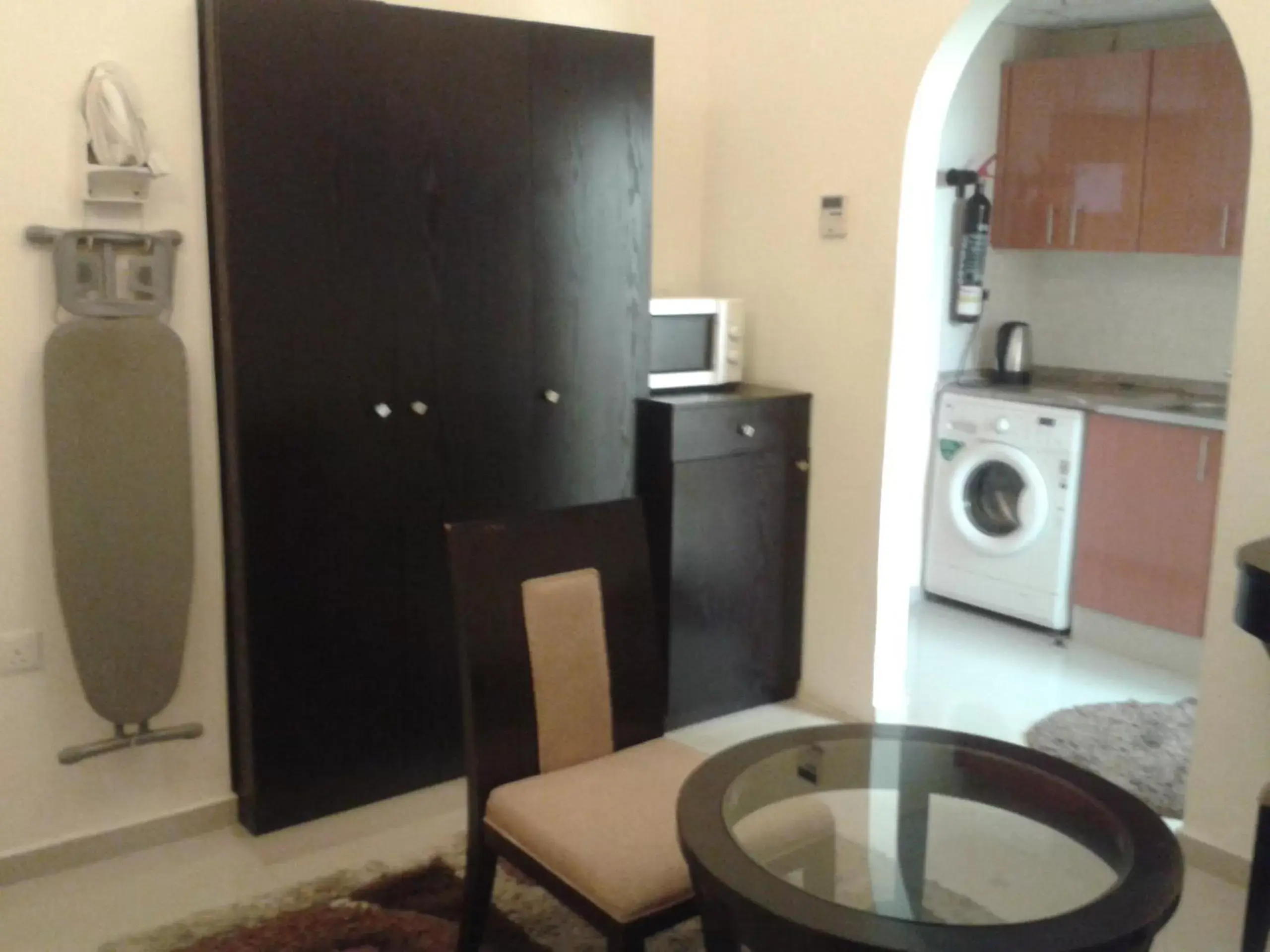 Kitchen/Kitchenette in Al Smou Hotel Apartments - MAHA HOSPITALITY GROUP