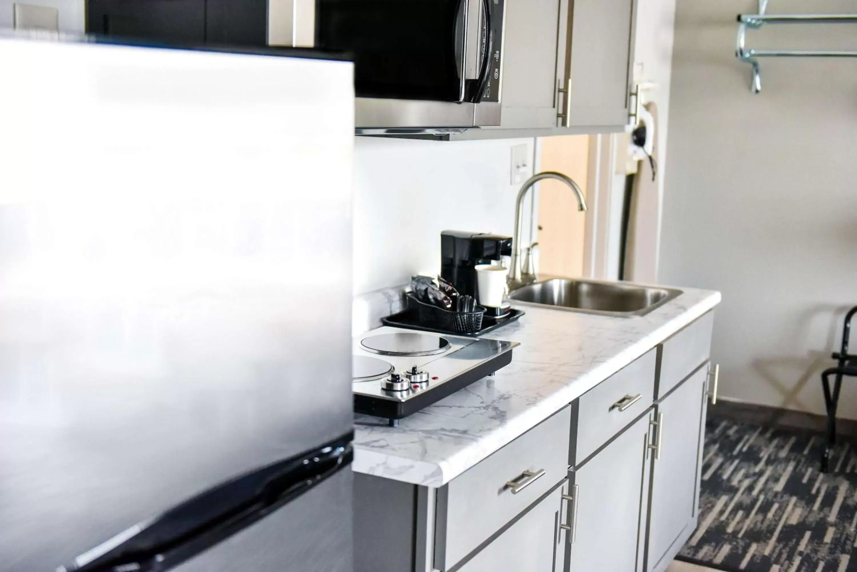 Other, Kitchen/Kitchenette in Country Inn & Suites by Radisson, Brookings